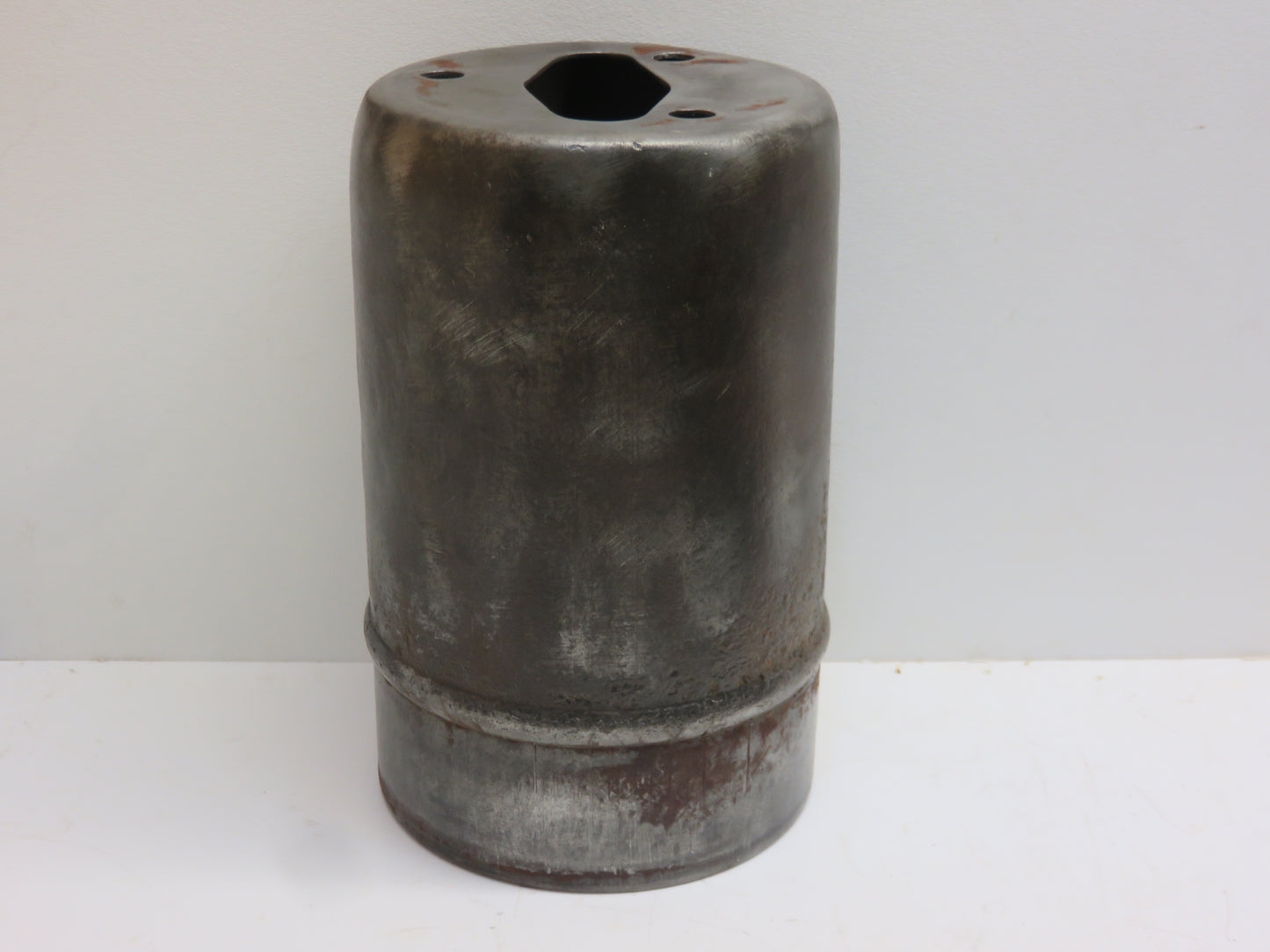 A1152R, R20248R John Deere Oil Filter Housing For A, B, G, R, 50, 60, 70, 520, 620, 720