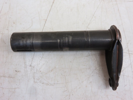 AM322T, AM686T John Deere Clutch Control Shaft For M, 40, 320, 420, 330, 430, 435