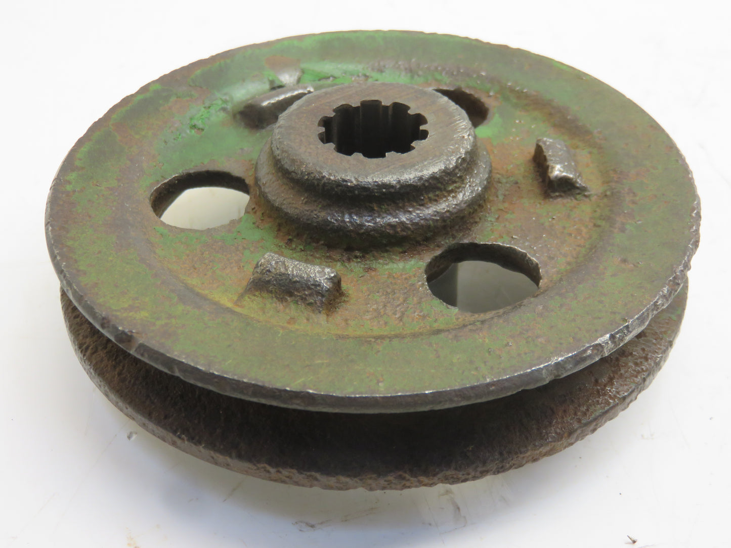 B2124R John Deere Generator Drive Pulley For A, AR, AO, B, BR, BO, H