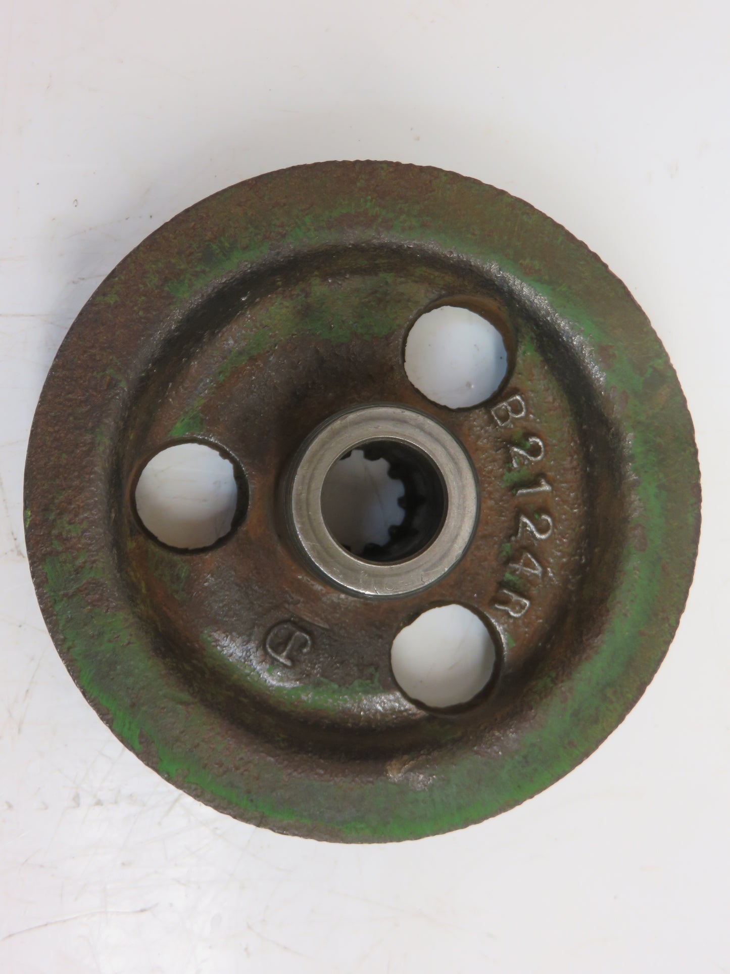 B2124R John Deere Generator Drive Pulley For A, AR, AO, B, BR, BO, H