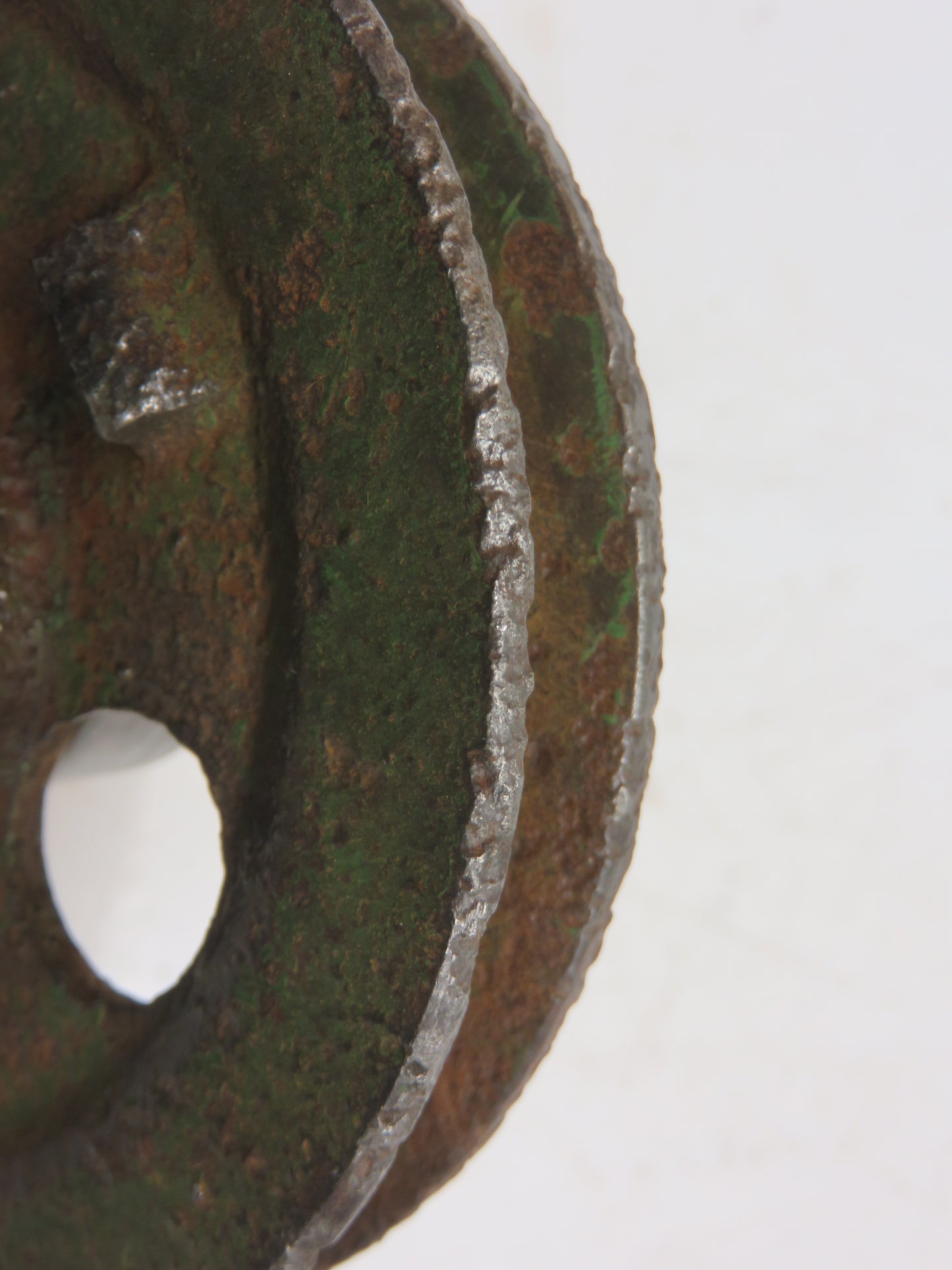 B2124R John Deere Generator Drive Pulley For A, AR, AO, B, BR, BO, H