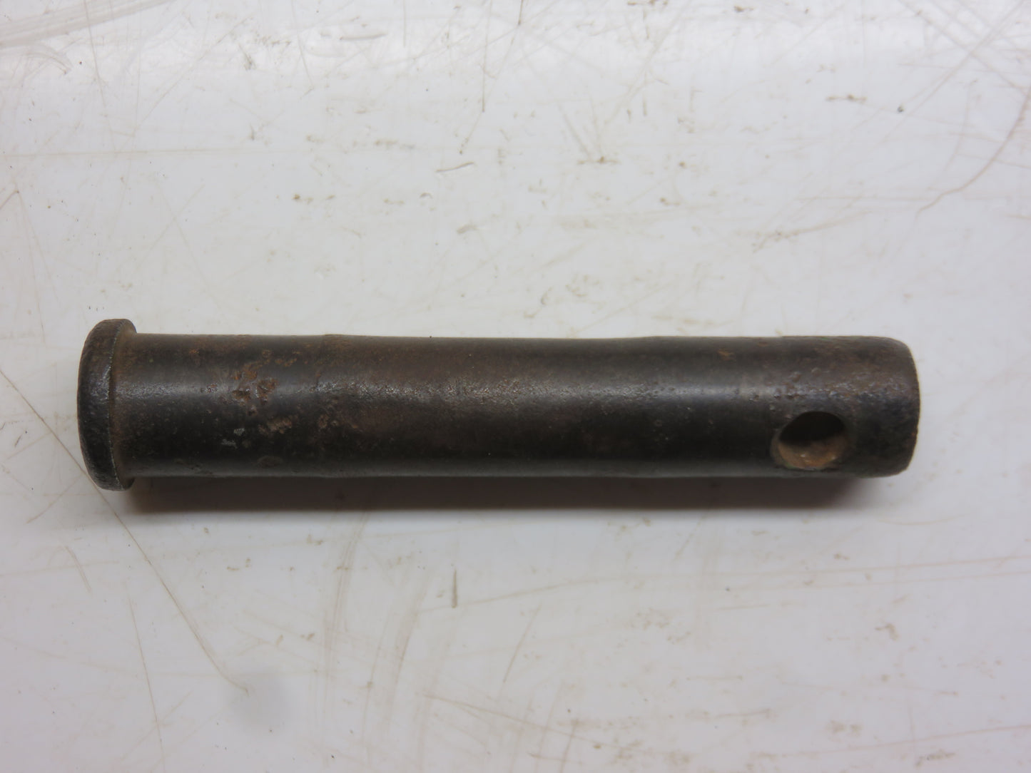 R33831 John Deere Drawbar Sway Lock Pin For 2520, 3020, 4000, 4020, 4320