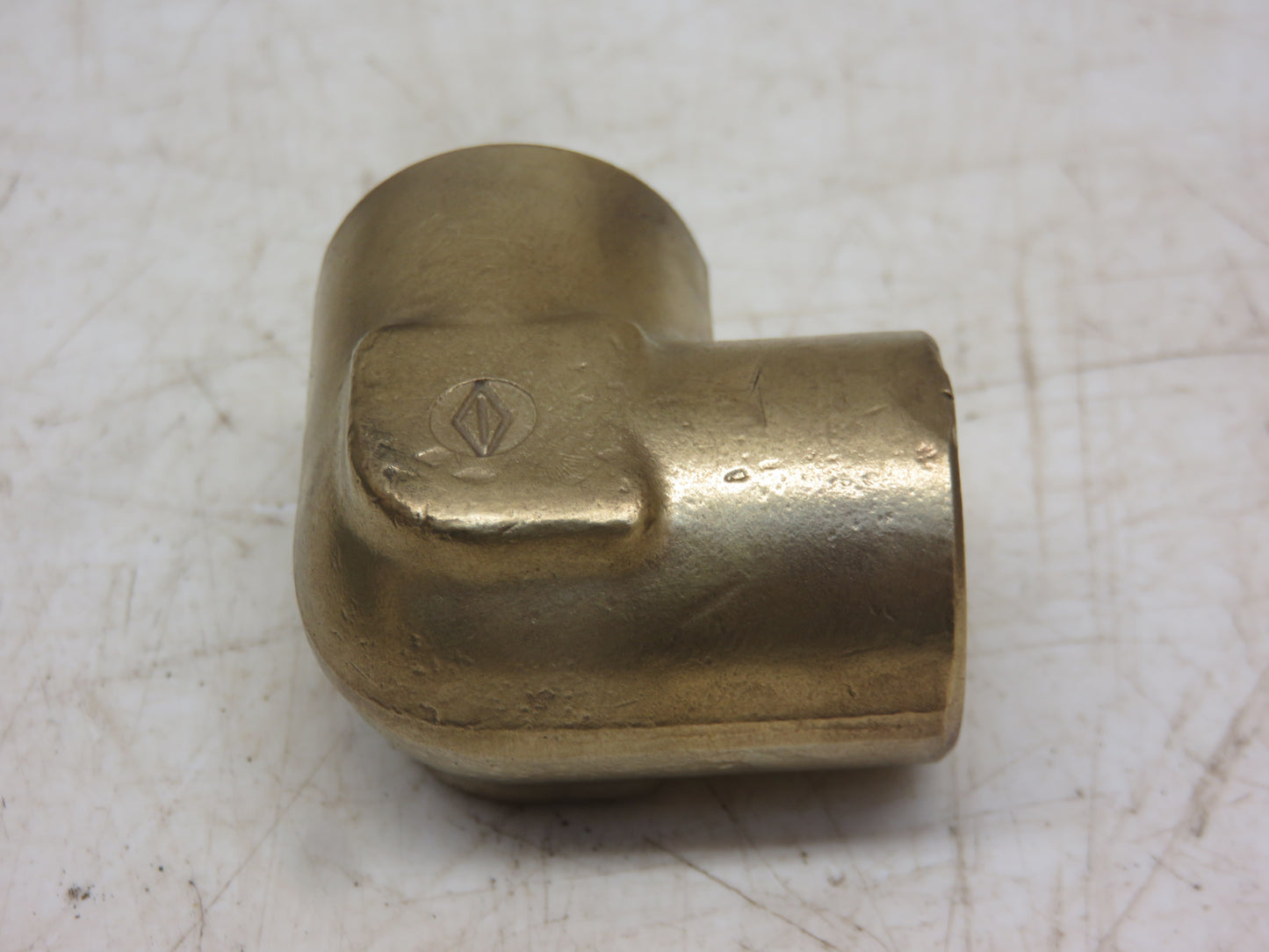 T12015T John Deere Hydraulic Line Elbow For 435