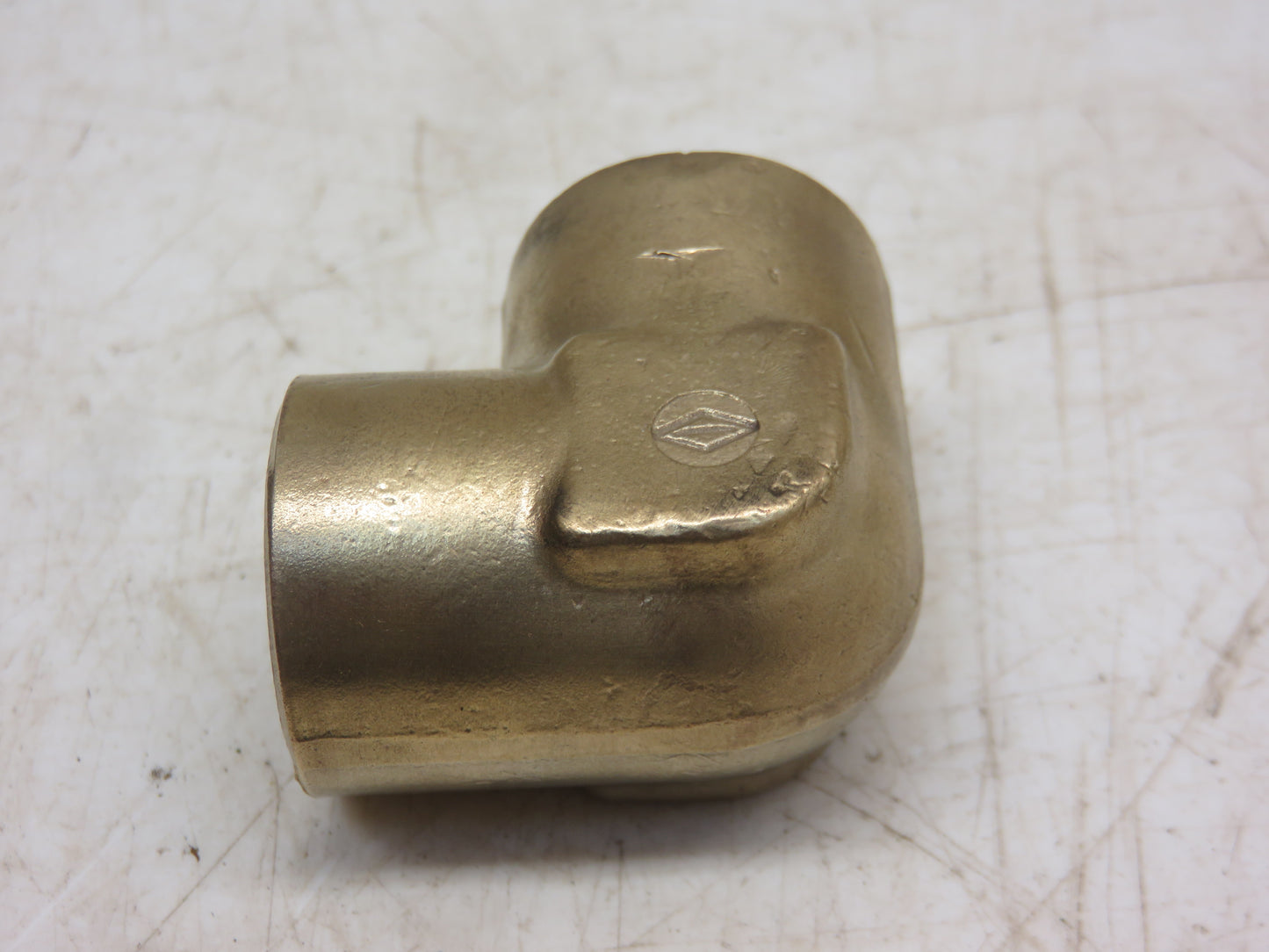 T12015T John Deere Hydraulic Line Elbow For 435