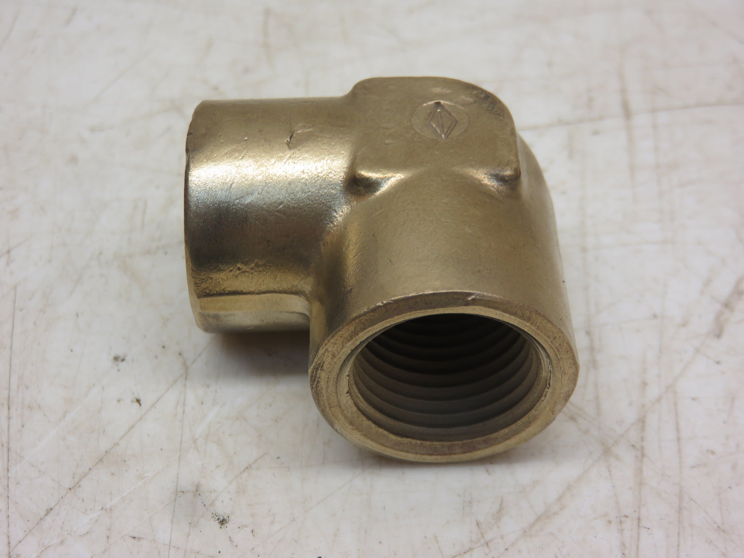 T12015T John Deere Hydraulic Line Elbow For 435