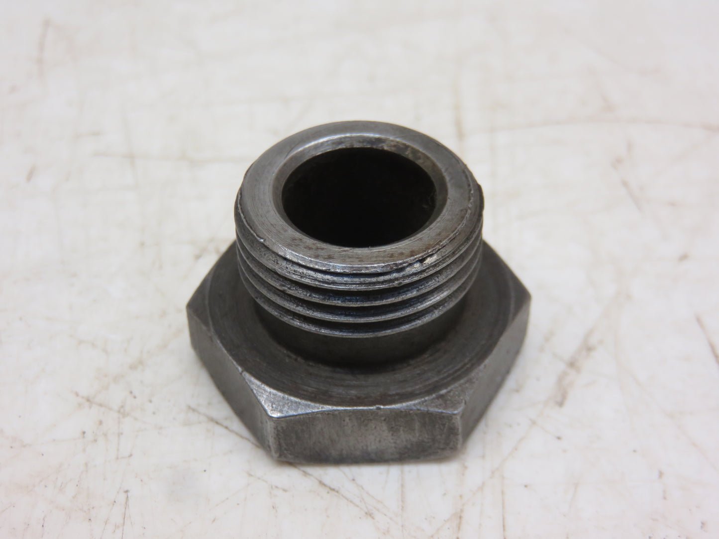 H945R John Deere Plug For A, AR, AO, B, D, G, H, M, R, 40, 50, 60, 70, 80, 620, 820, 830
