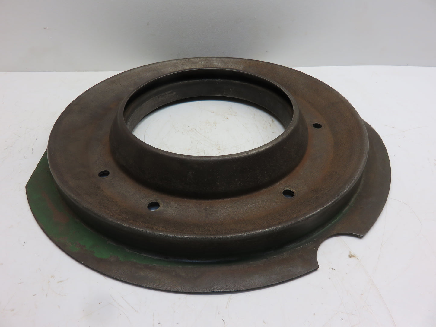 AA2336R John Deere Clutch Pulley Dust Shield For A, AR, AO