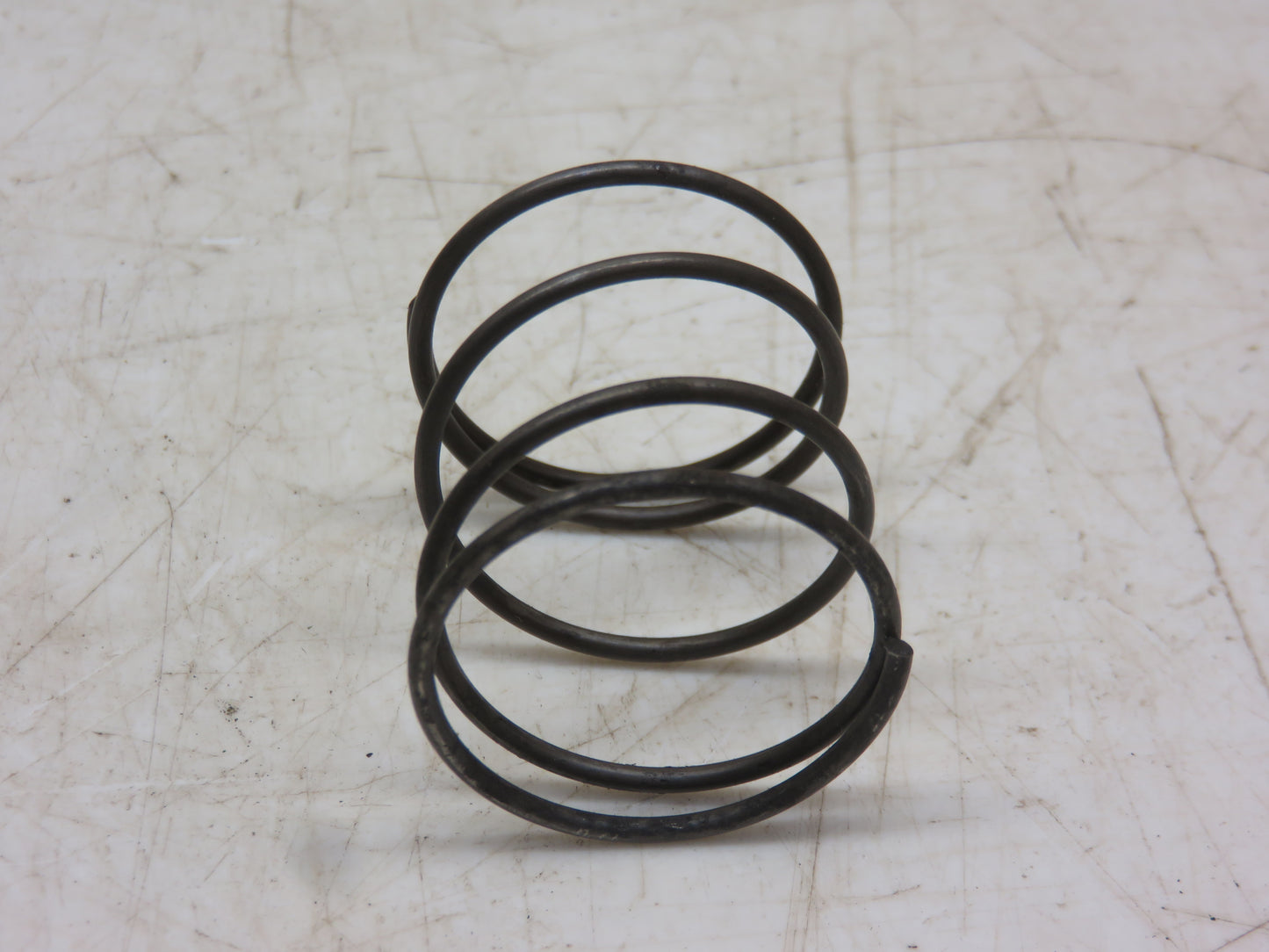 R273R John Deere Clutch Fork Spring For R, 50, 60, 80, 520, 620, 820, 530, 630, 830