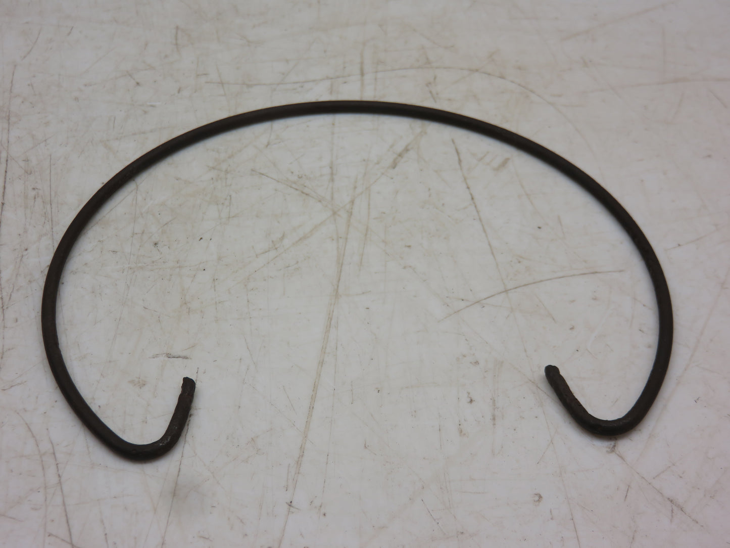 L995T John Deere Baffle Plate Retaining Ring For L, LI, LA