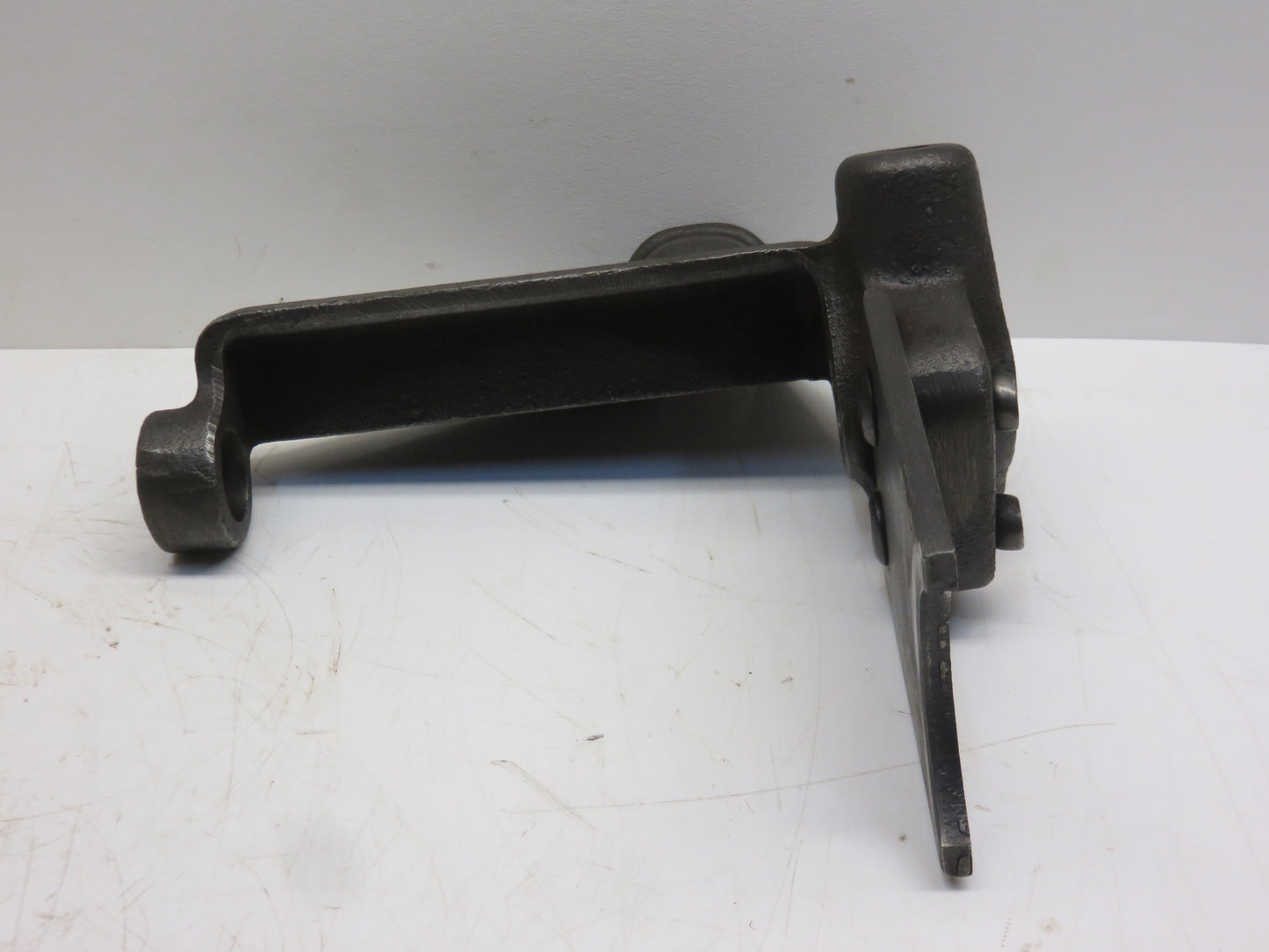 AF634R, F623R John Deere First, Second And Reverse Shifter Fork For G, 70