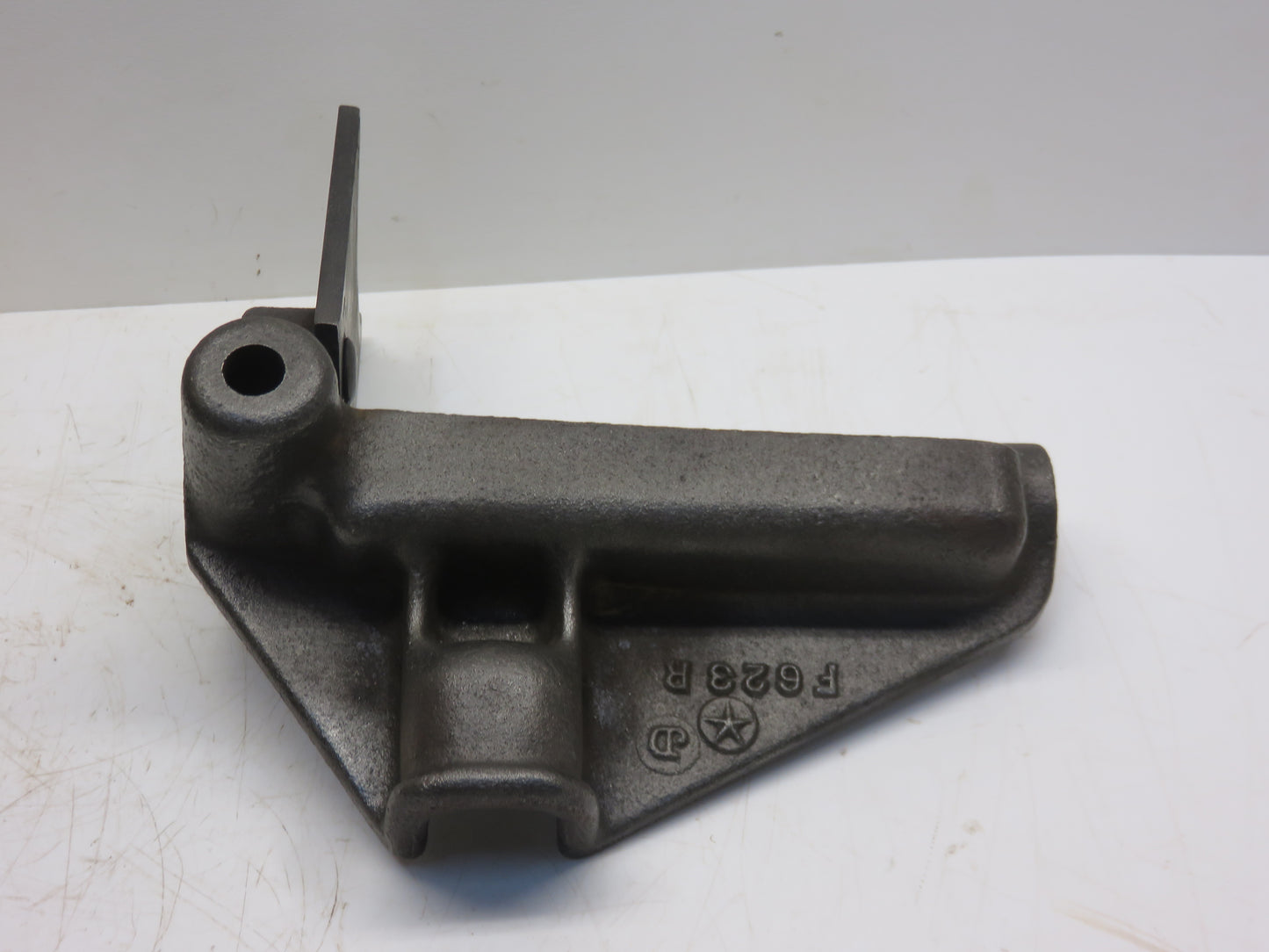 AF634R, F623R John Deere First, Second And Reverse Shifter Fork For G, 70