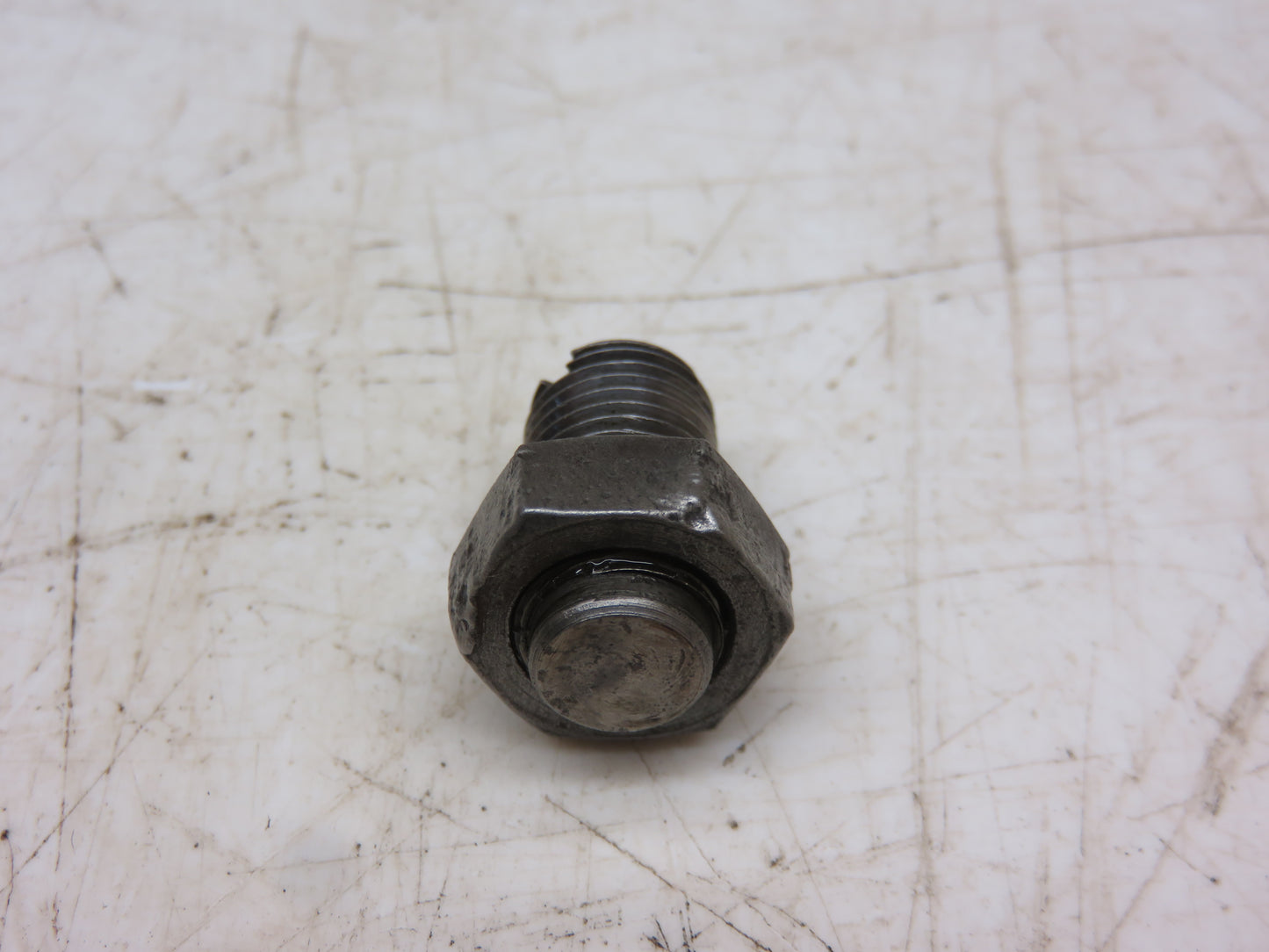 M937T John Deere Steering Shaft Adjusting Screw For MT, 40, 320, 420, 330, 430, 435