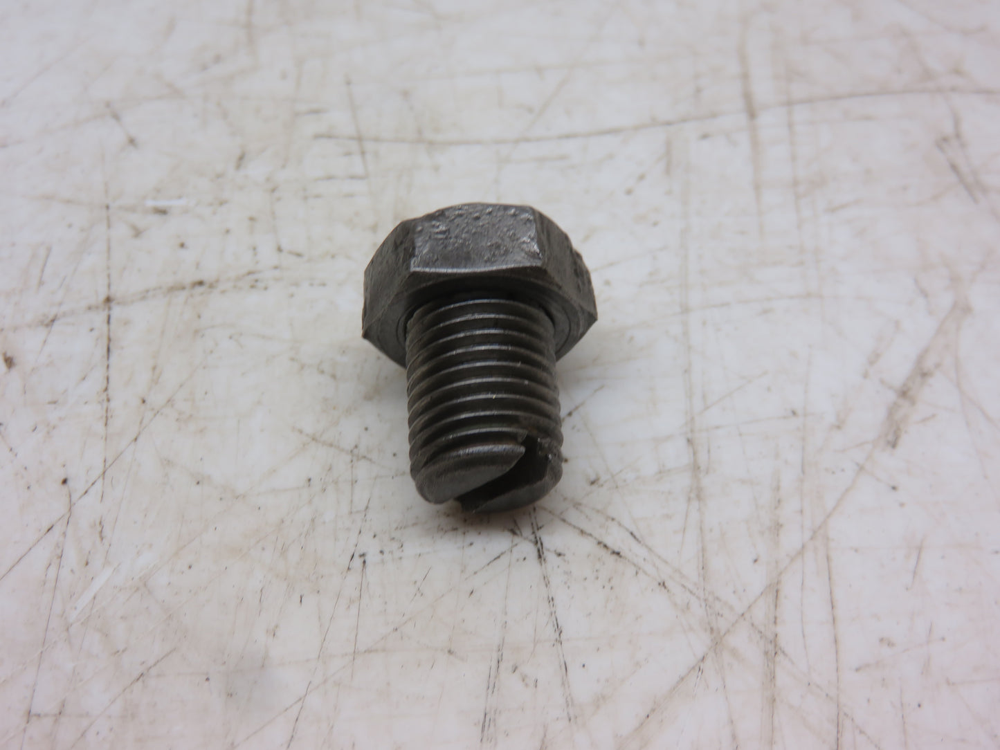 M937T John Deere Steering Shaft Adjusting Screw For MT, 40, 320, 420, 330, 430, 435