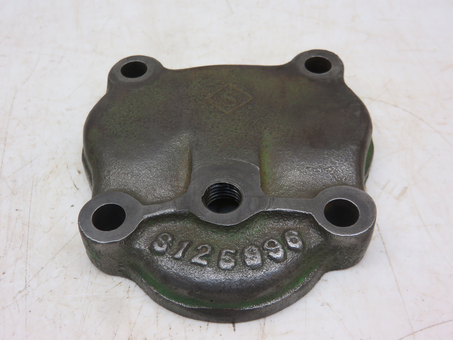 M715T, S125996 John Deere Steering Box Top Cover For M, MI, 40
