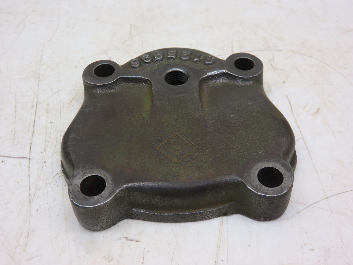 M715T, S125996 John Deere Steering Box Top Cover For M, MI, 40