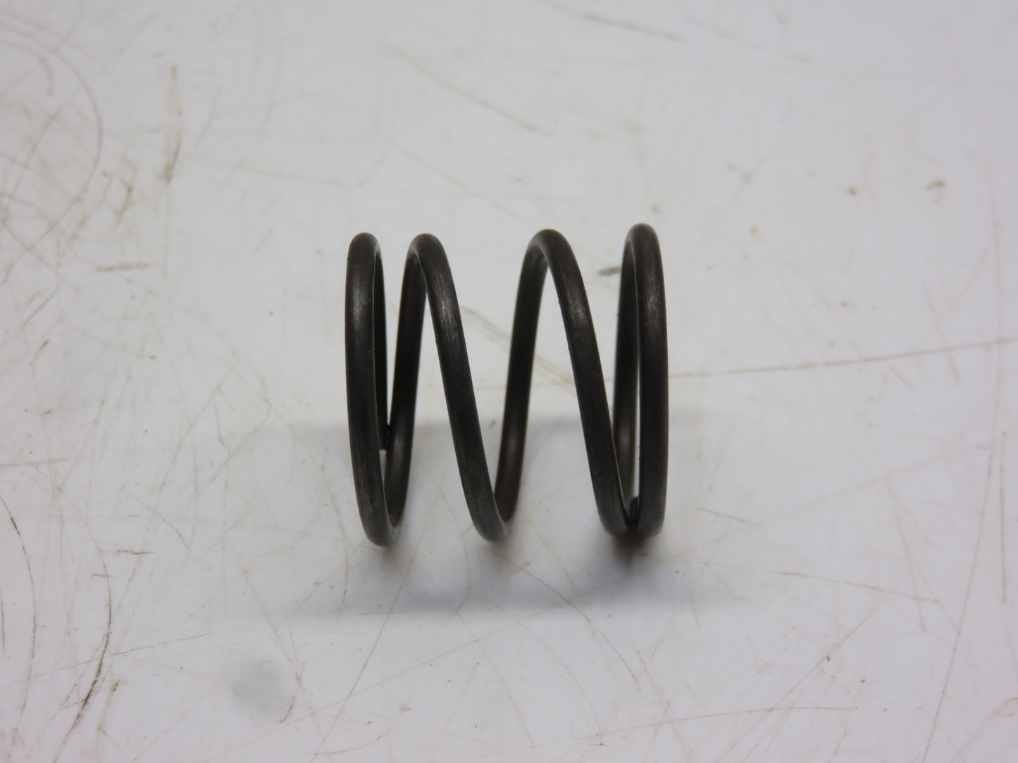 M90T John Deere Oil Filter Bottom Plate Spring For M, MT, 40, 320, 420, 330, 430, 1010, 2010