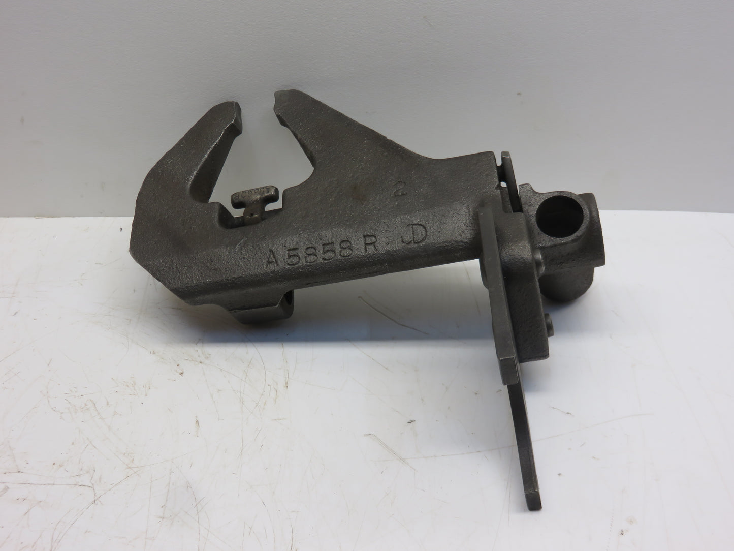 AA7032R, A5858R John Deere Overdrive Shifter Fork For 620, 630