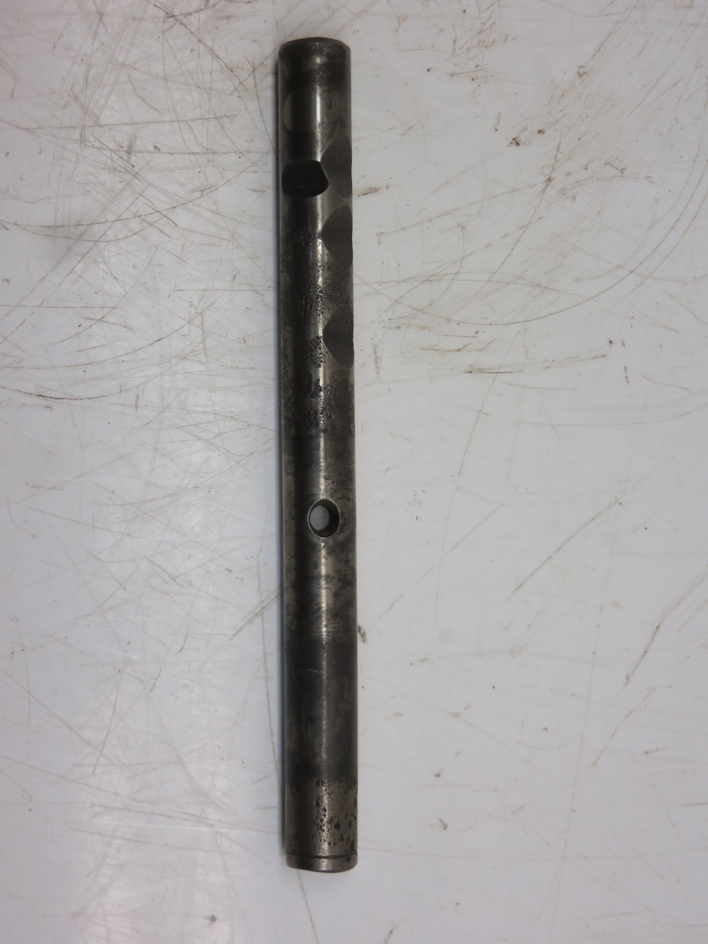 T11250 John Deere Second And Reverse Speed Shifter Shaft For 1010