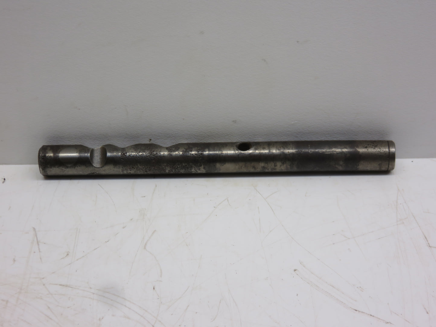 T11250 John Deere Second And Reverse Speed Shifter Shaft For 1010