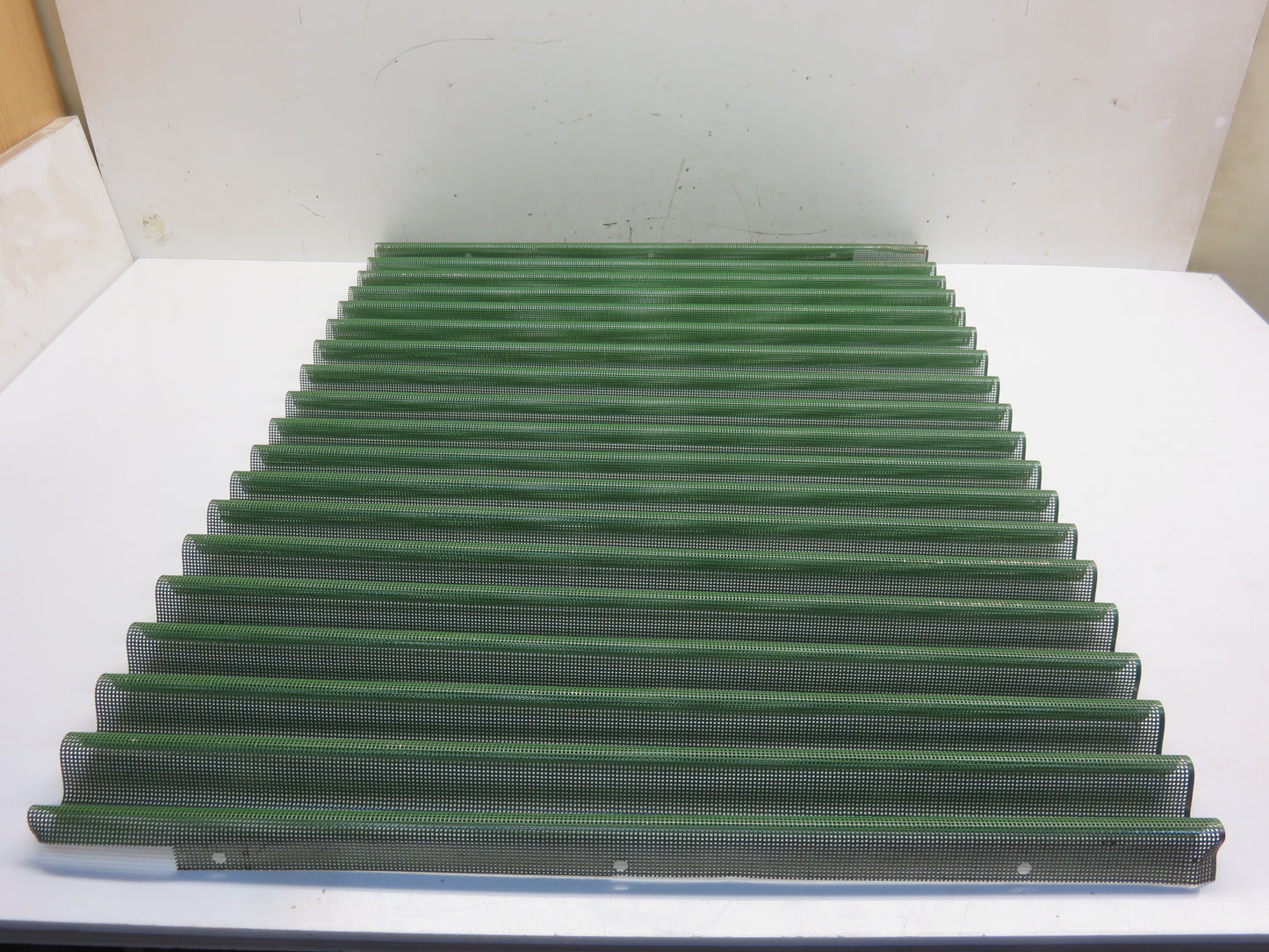 M1728T John Deere Grille Screen For 40