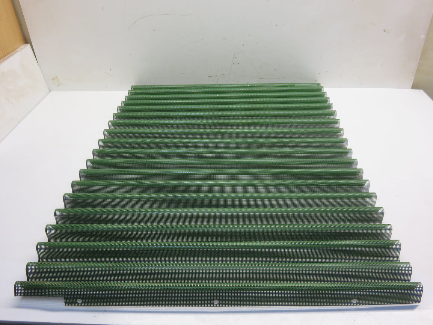 M1728T John Deere Grille Screen For 40