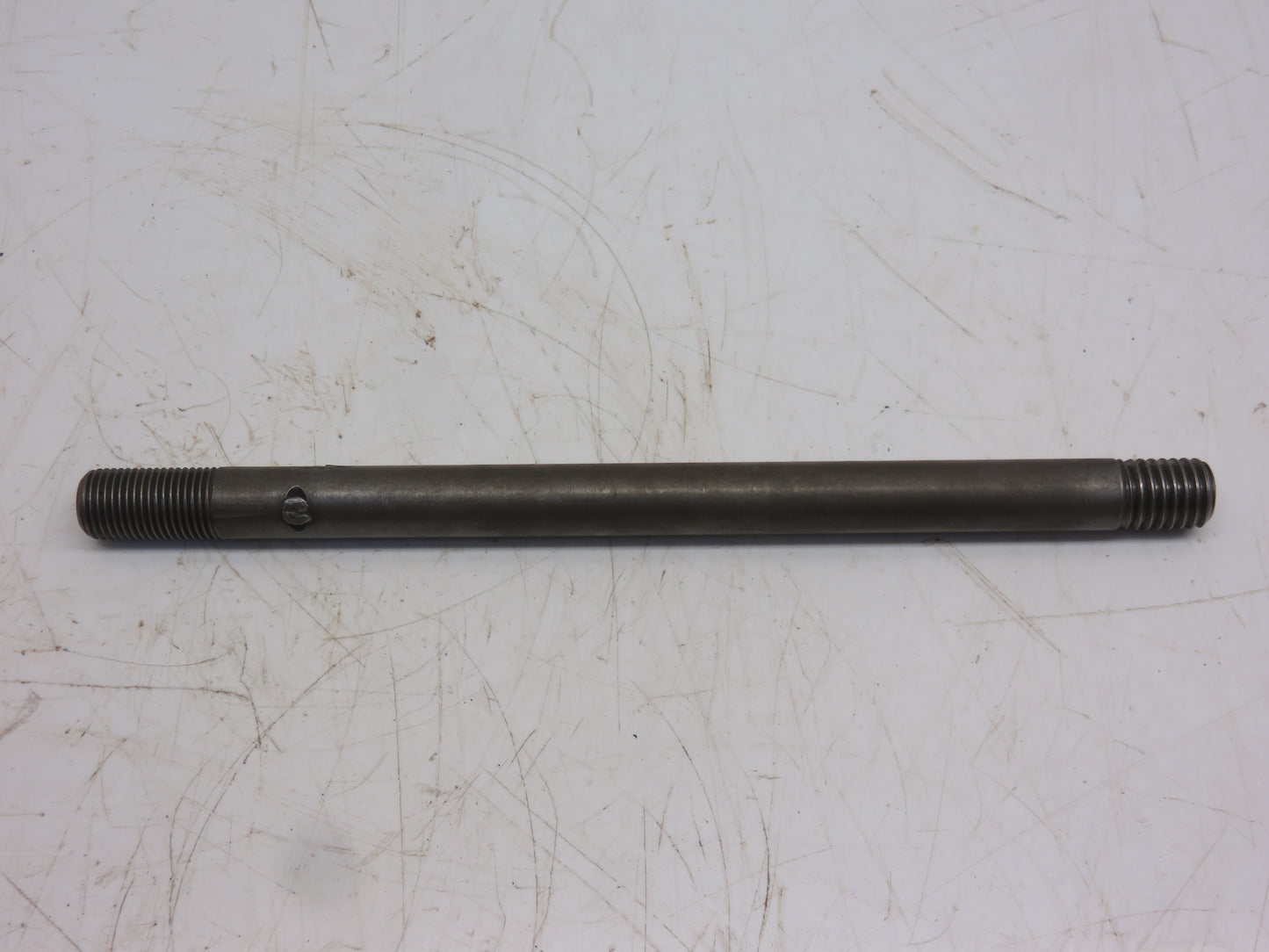 M95T John Deere Oil Filter Stud For M, 40, 320, 330, 420, 430