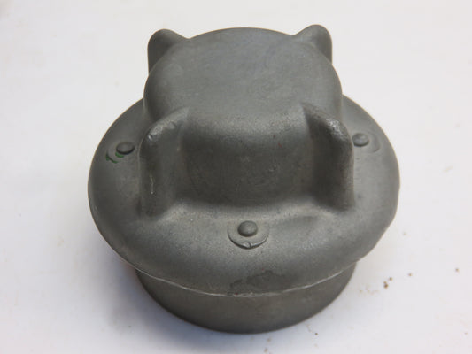 AR30697, R32715 John Deere Hydraulic Oil Fill Cap For 2510, 3020, 4020, 5020, 6030