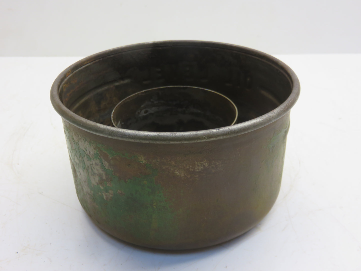 AB3477R John Deere Air Cleaner Oil Cup For B, BR, BO, 50, 520, 530