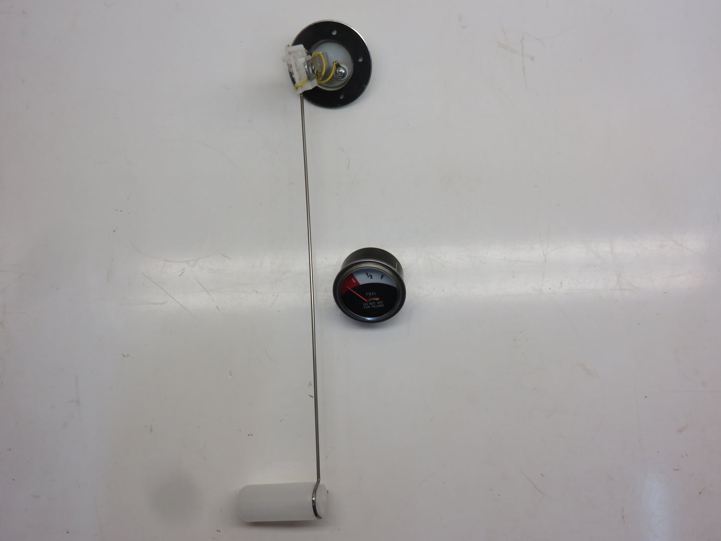 R34262, AR26434 John Deere USA Made Fuel Gauge And Sender For 3020, 4020, 5010, 5020