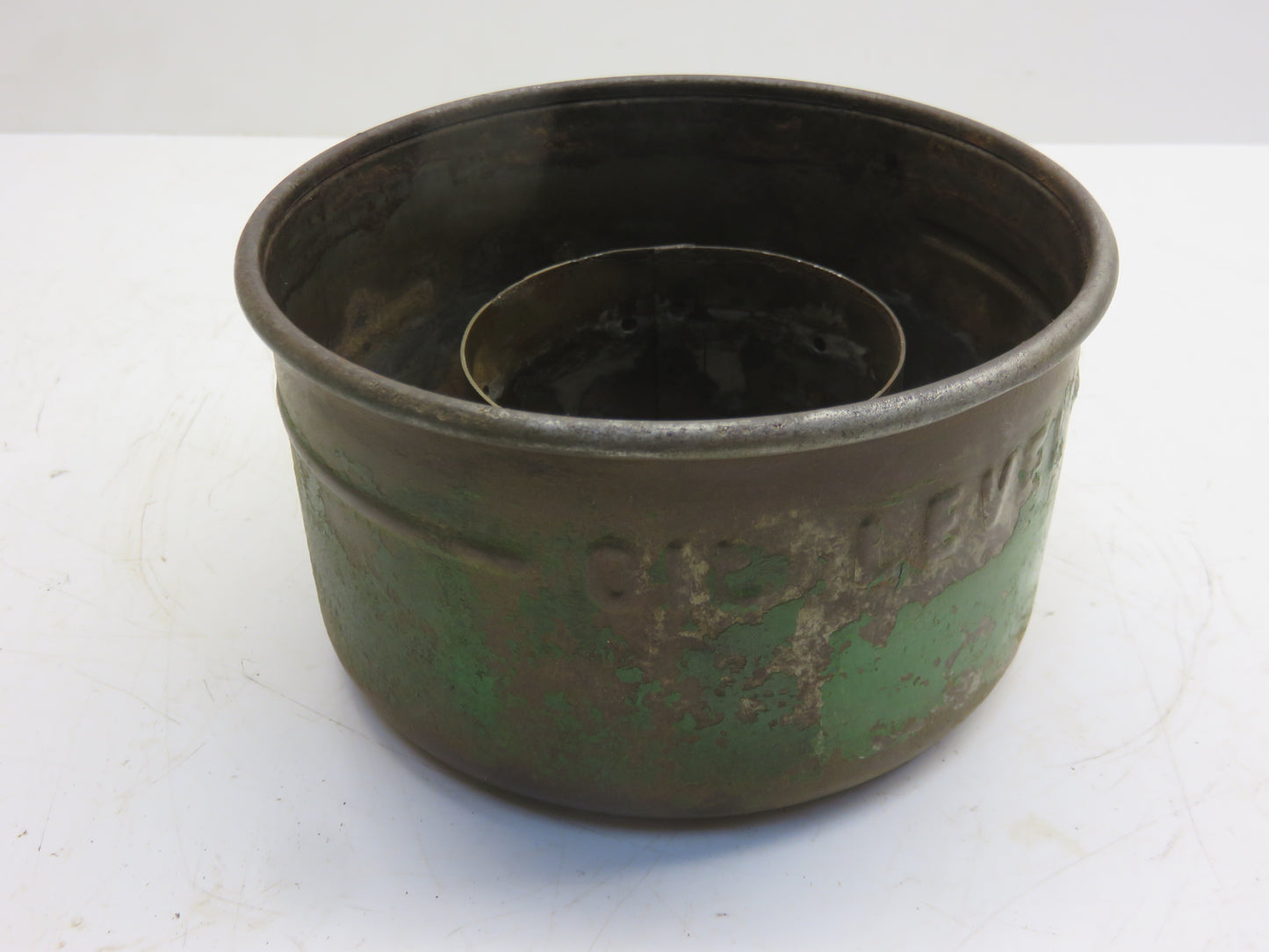 AB3477R John Deere Air Cleaner Oil Cup For B, BR, BO, 50, 520, 530