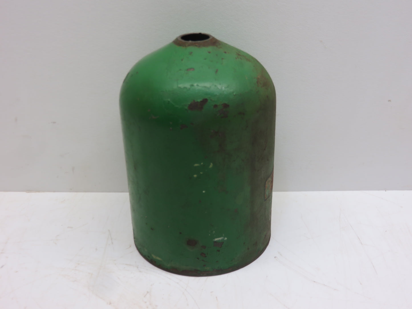 AM236T AM738T John Deere Oil Filter Canister For M, 40, 420, 430, 1010