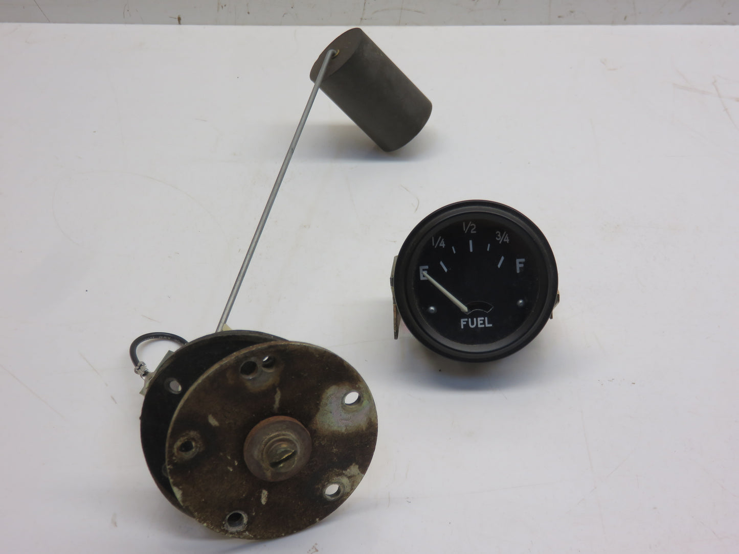 AF2721R John Deere Fuel Gauge And Sending Unit For 520, 620, 720, 530, 630, 730, 830
