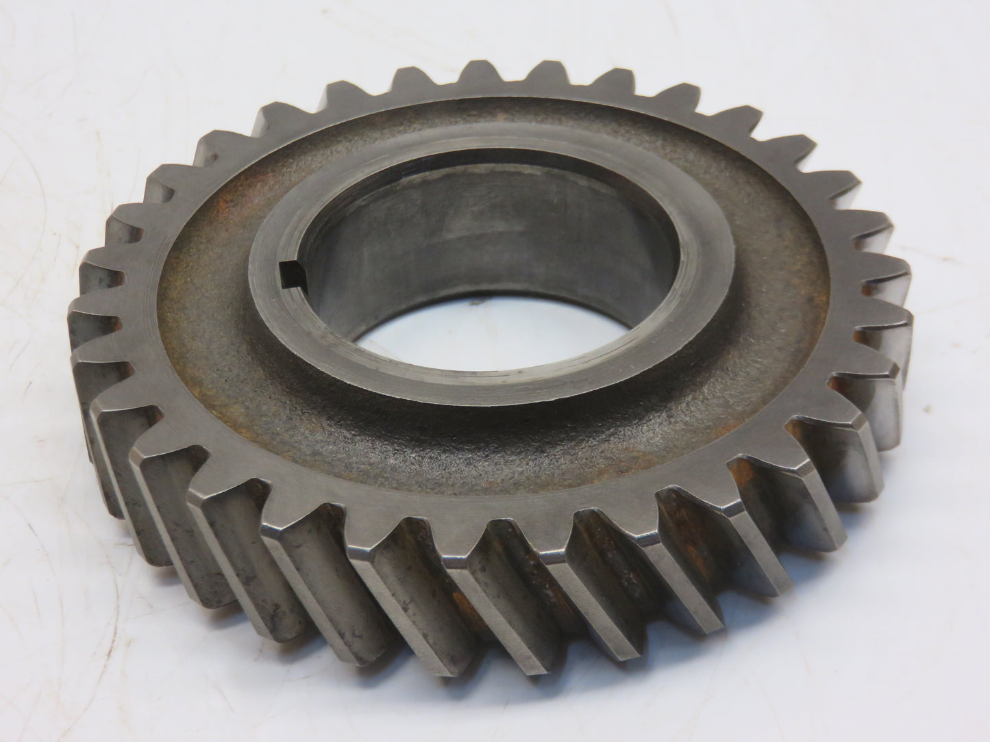 T12664 John Deere Input Shaft Drive Gear For 2010