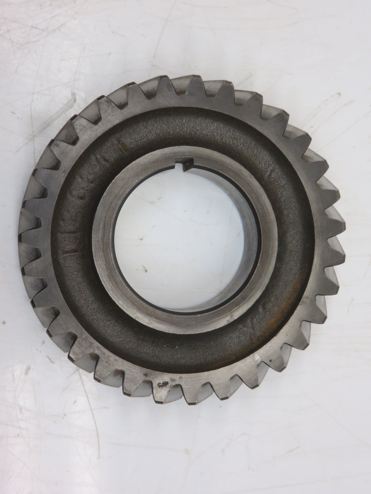 T12664 John Deere Input Shaft Drive Gear For 2010