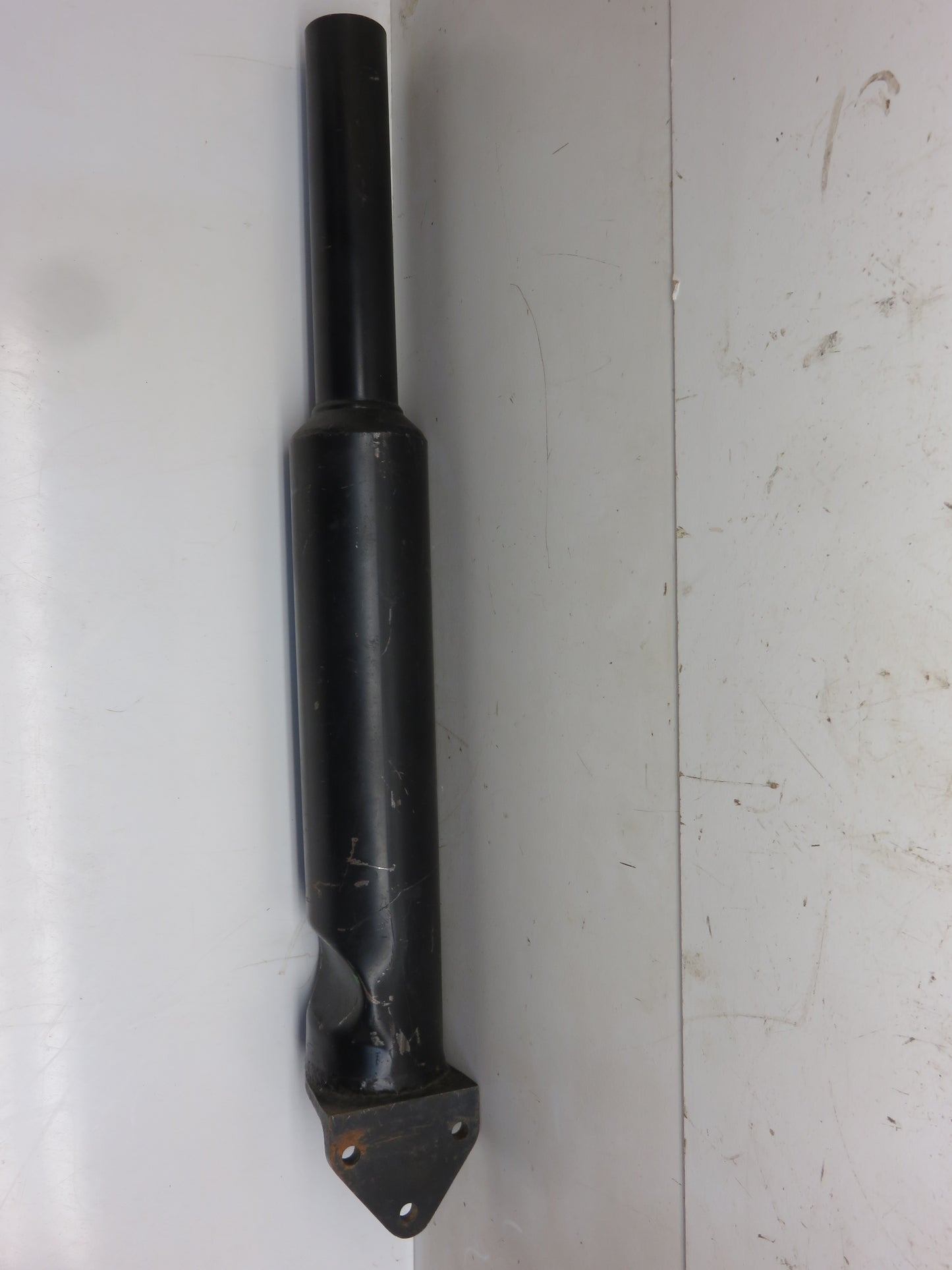 AH519R John Deere Muffler For H