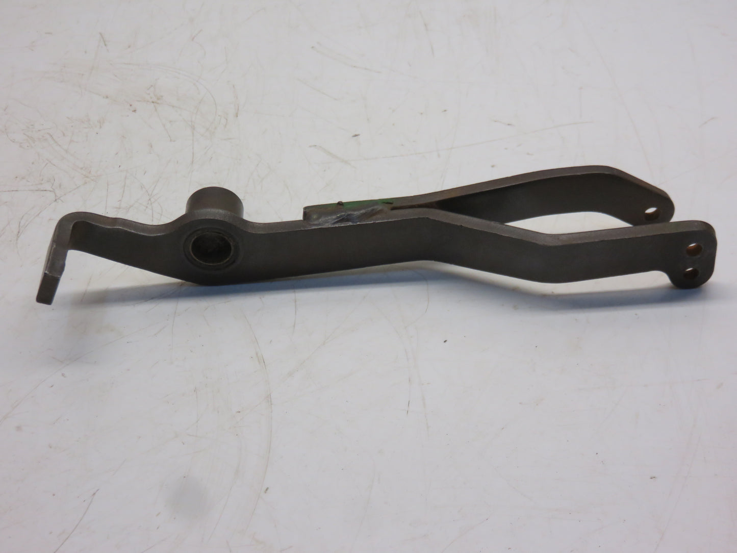 AR34313 John Deere Powershift Transmission Outer Lock Arm For 2510, 3020, 4020