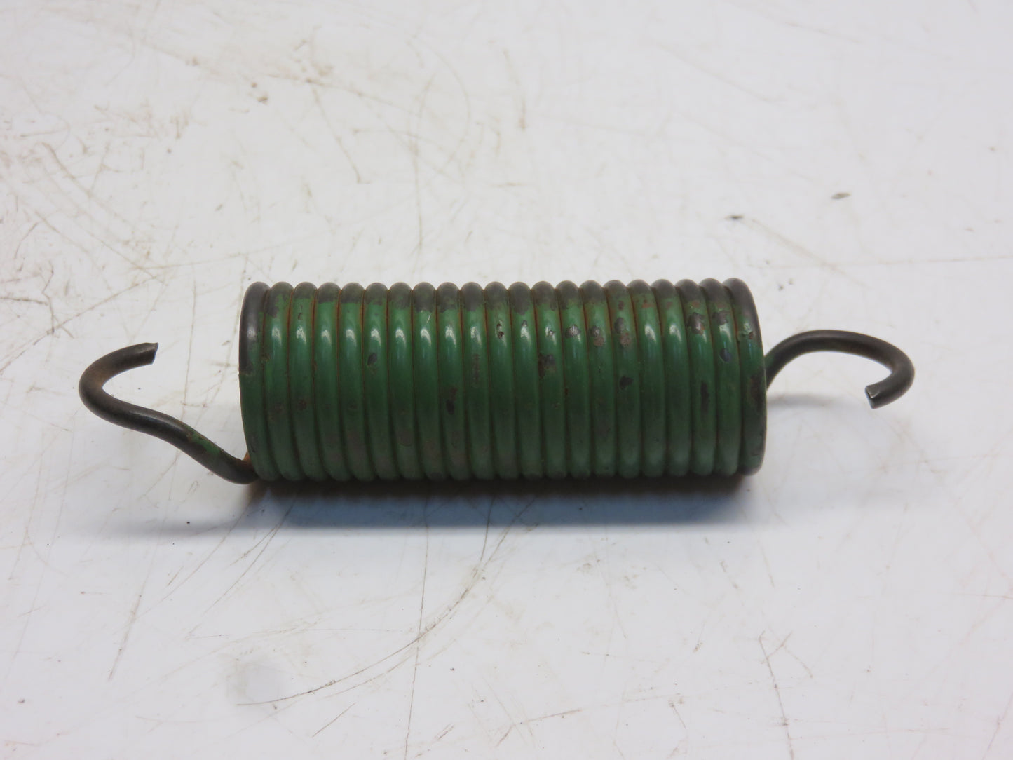 R33279 John Deere Powershift Transmission Lock Spring For 2510, 3020, 4020