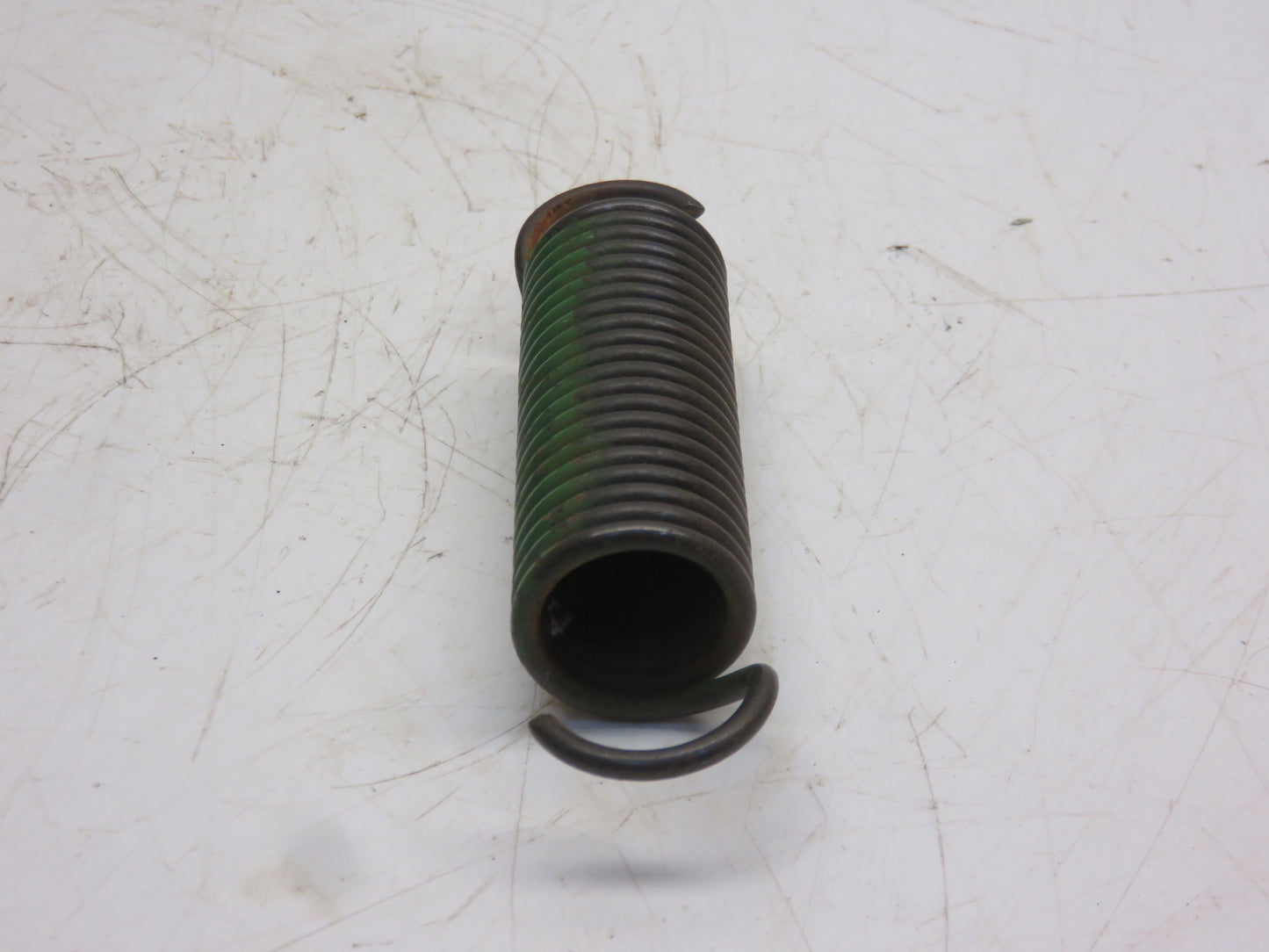 R33279 John Deere Powershift Transmission Lock Spring For 2510, 3020, 4020