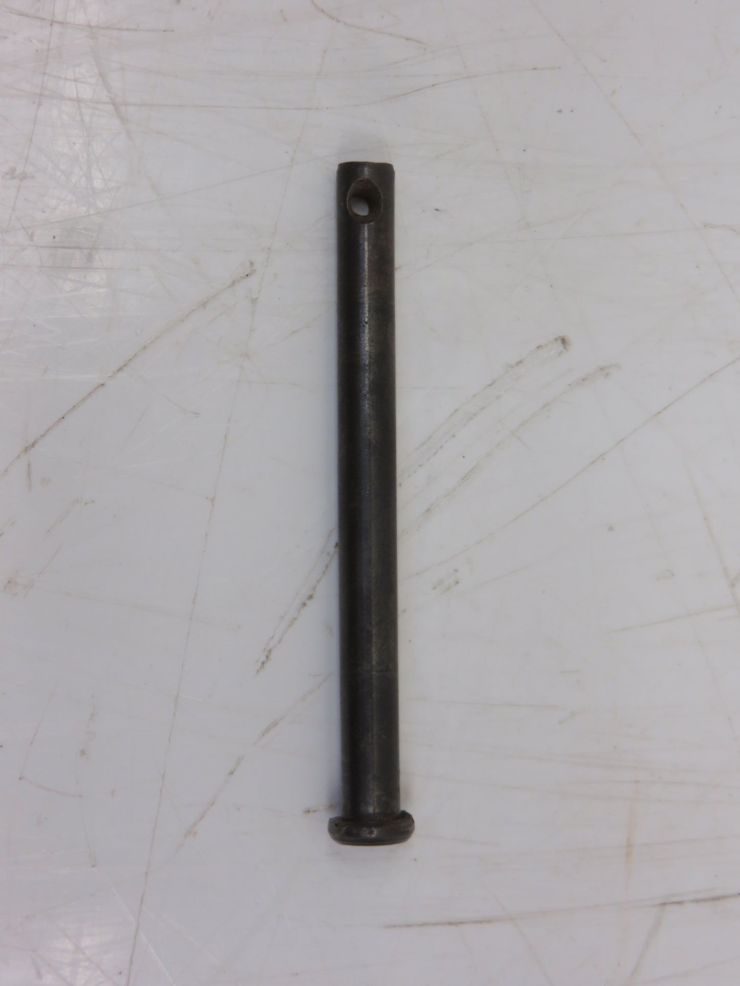 R29340 John Deere Powershift Lever Pivot Pin For 2510, 3020, 4020