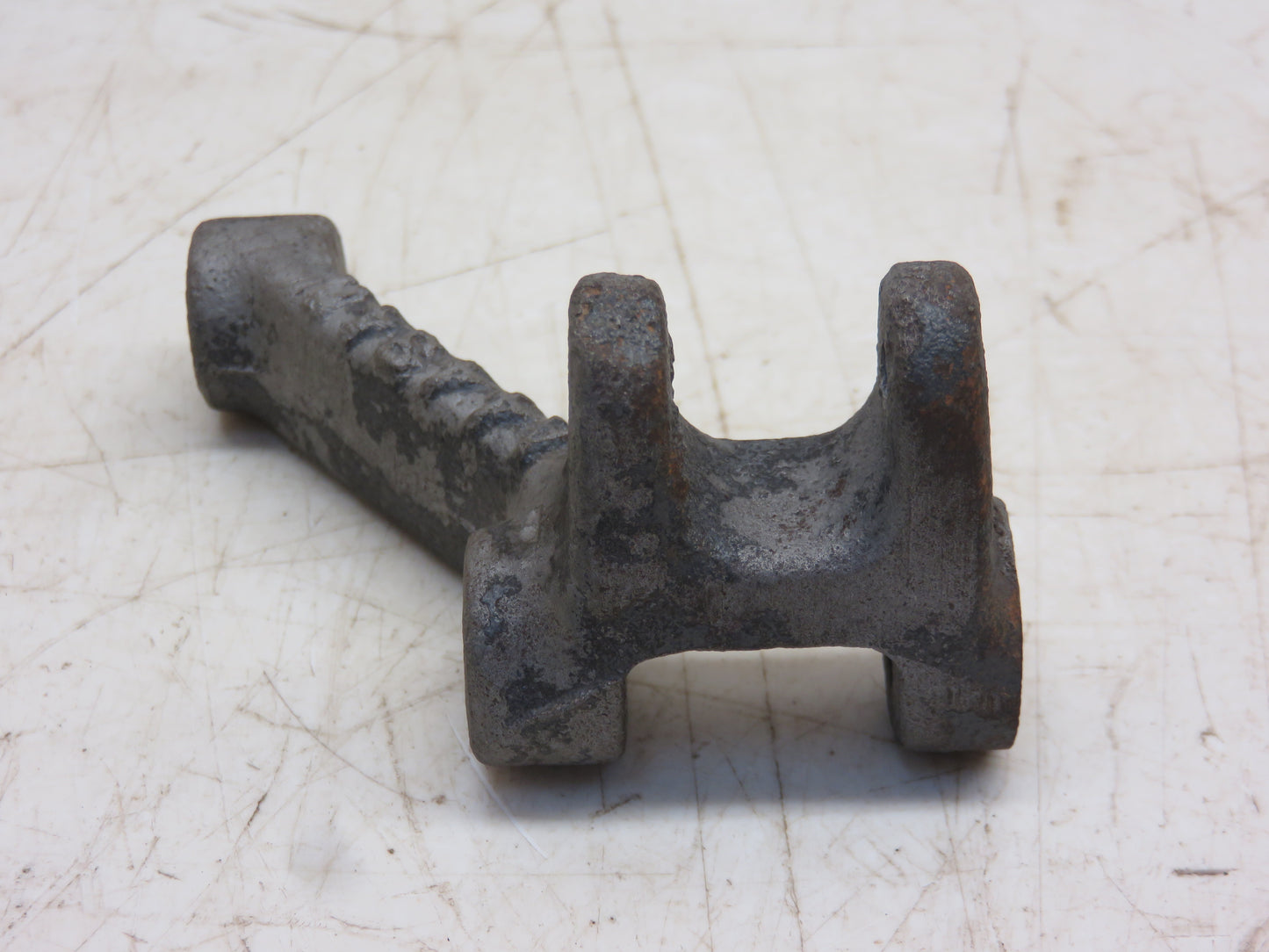 A4434R John Deere Thermostat Bell Crank For 50, 60
