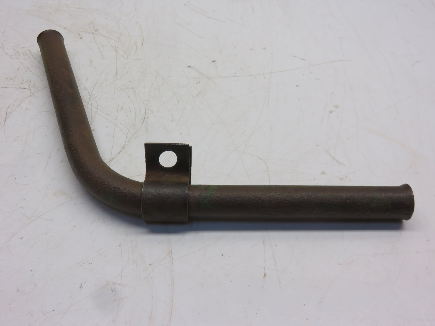 AA2209R John Deere Generator Wire Conduit With Clip For A, B