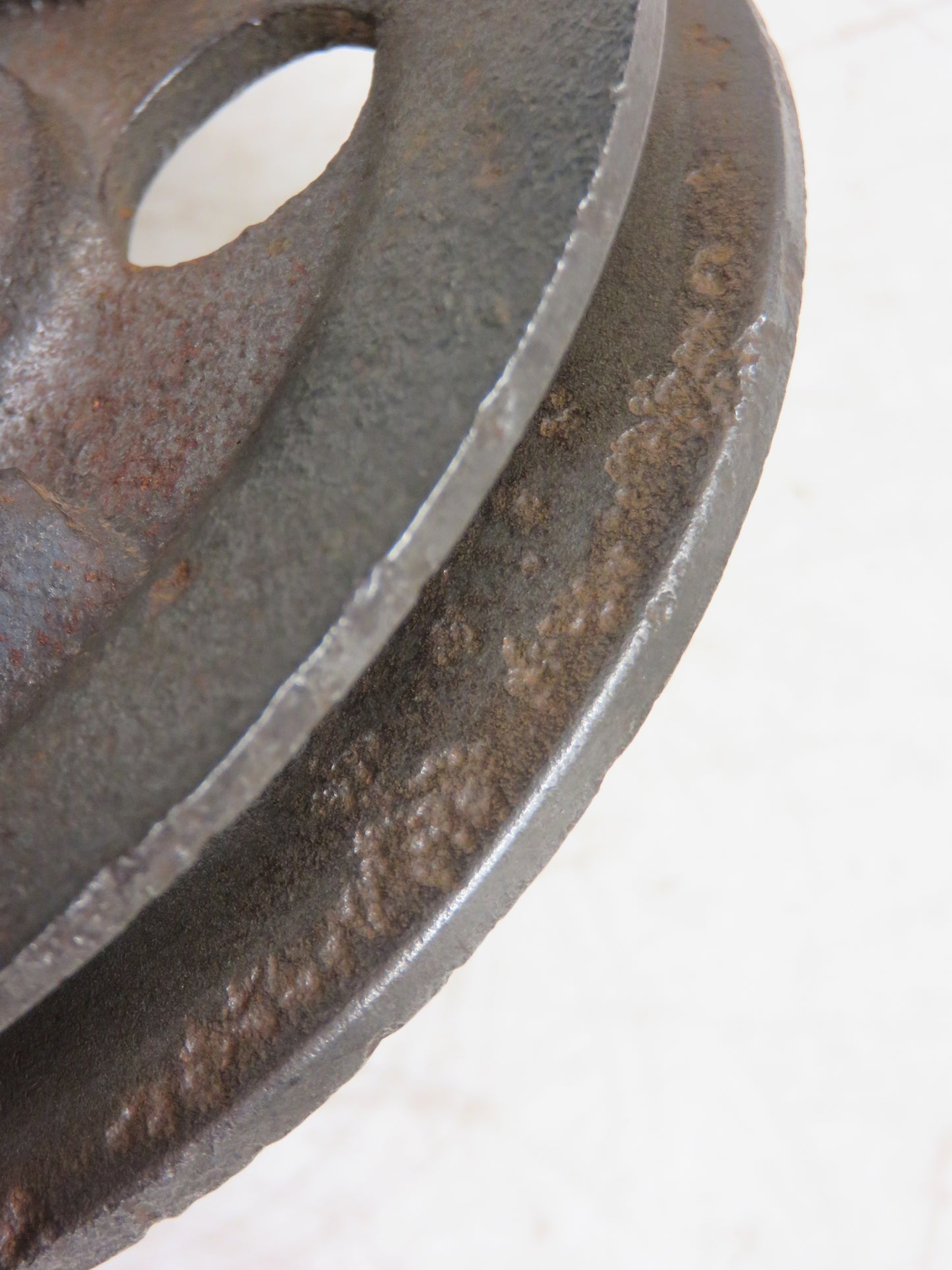B2124R John Deere Generator Drive Pulley For A, AR, AO, B, BR, BO, H