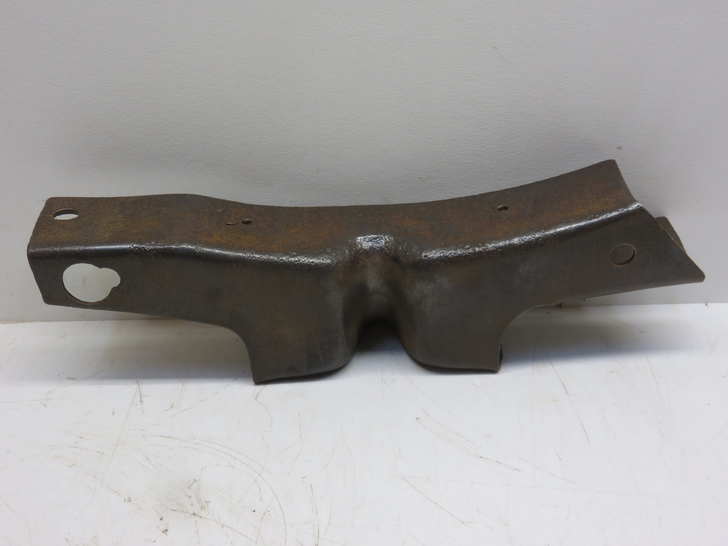 AB2749R John Deere Gas Tank Support For B