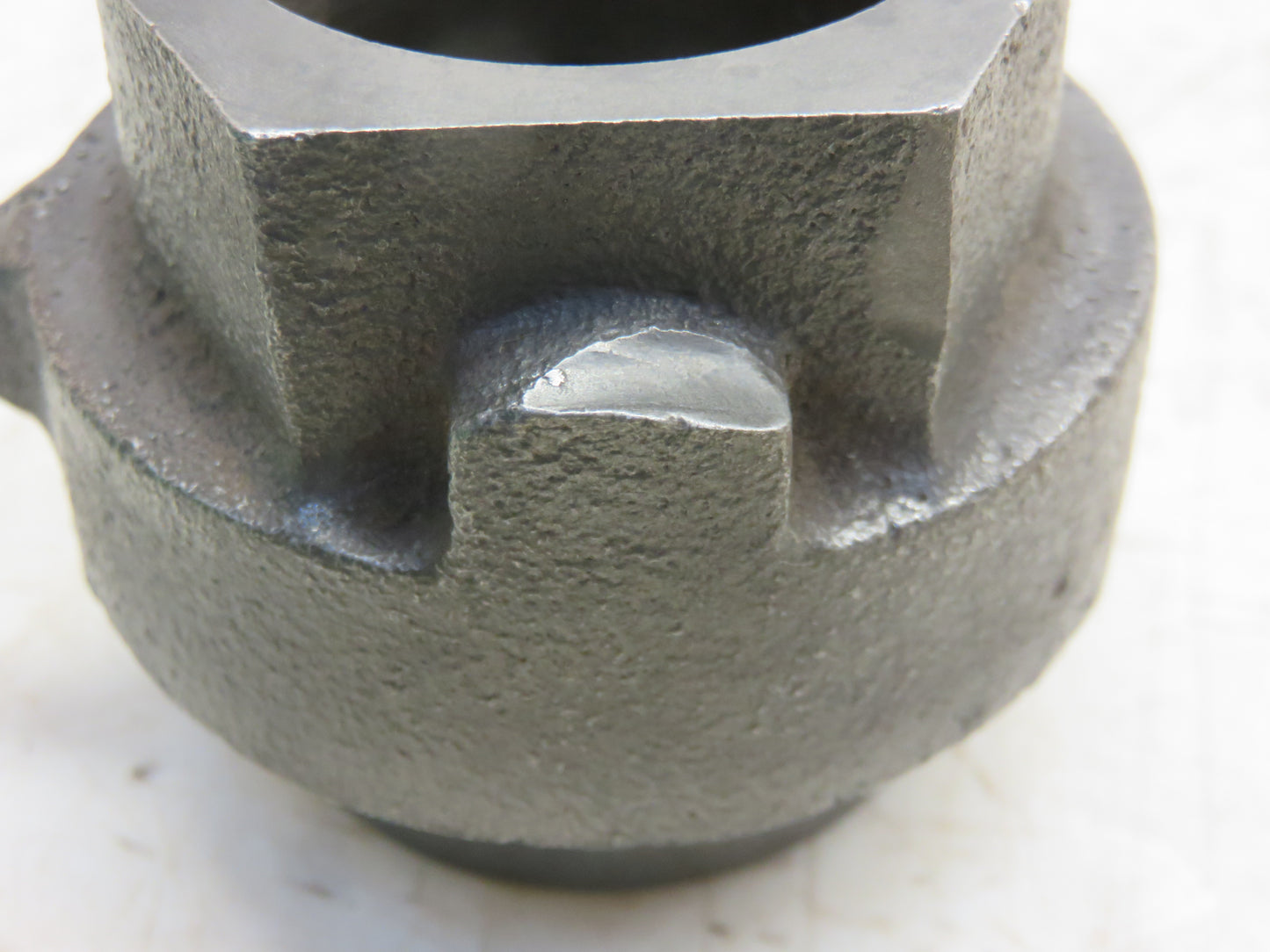 M57T, AM645T John Deere Clutch Throw Out Bearing Carrier For M, 40, 320, 420, 330