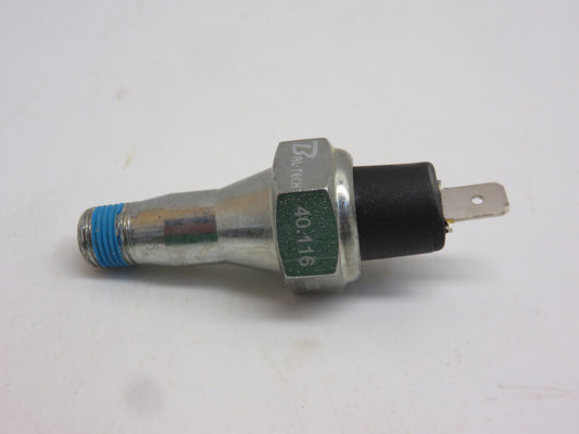 AR27977 John Deere Oil Pressure Switch For 720, 820, 730, 830, 1010, 2010, 3010, 4010