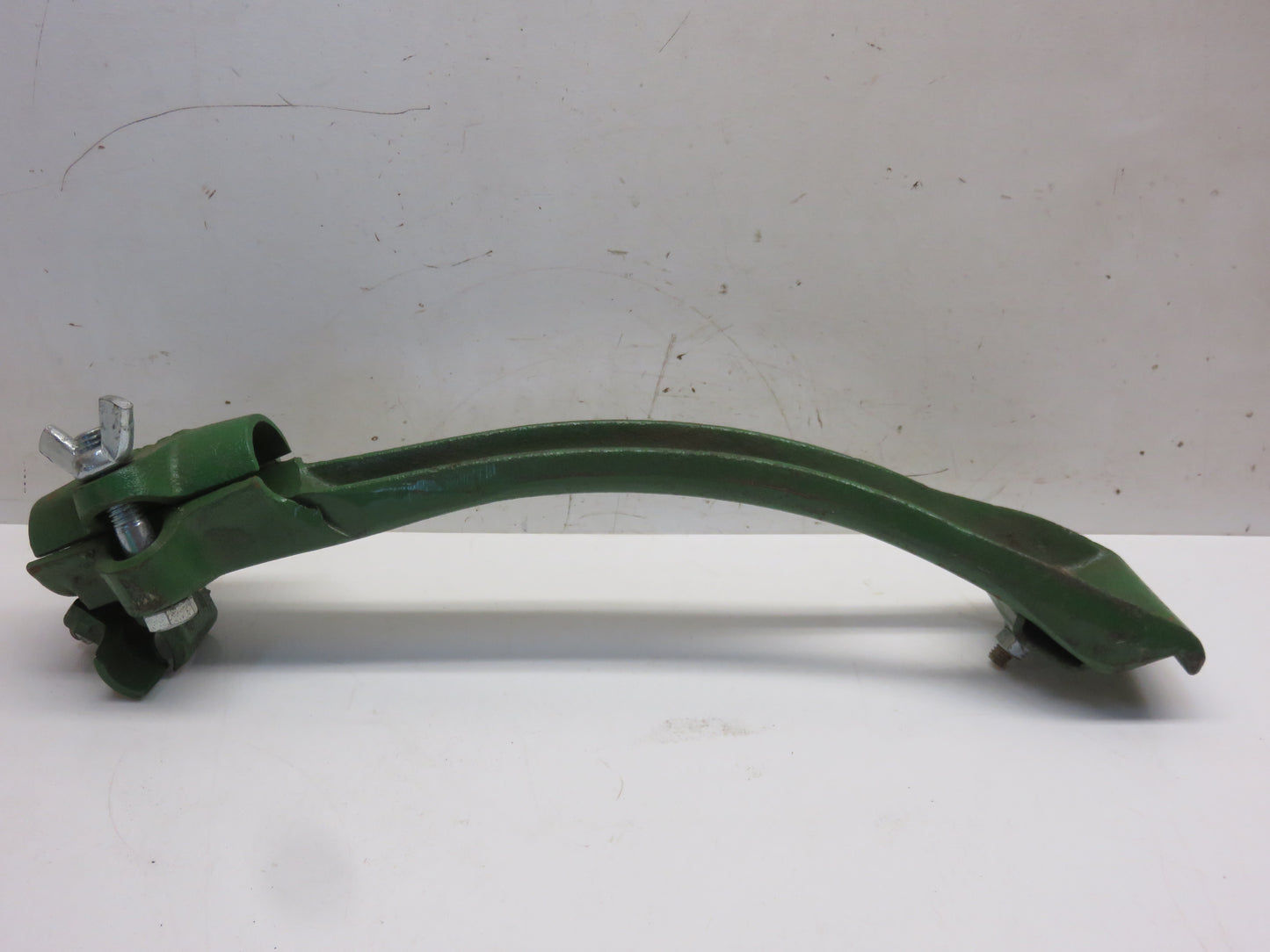 A3485R John Deere Umbrella Bracket For A, AR, B, G, R, 50, 60, 70, 80