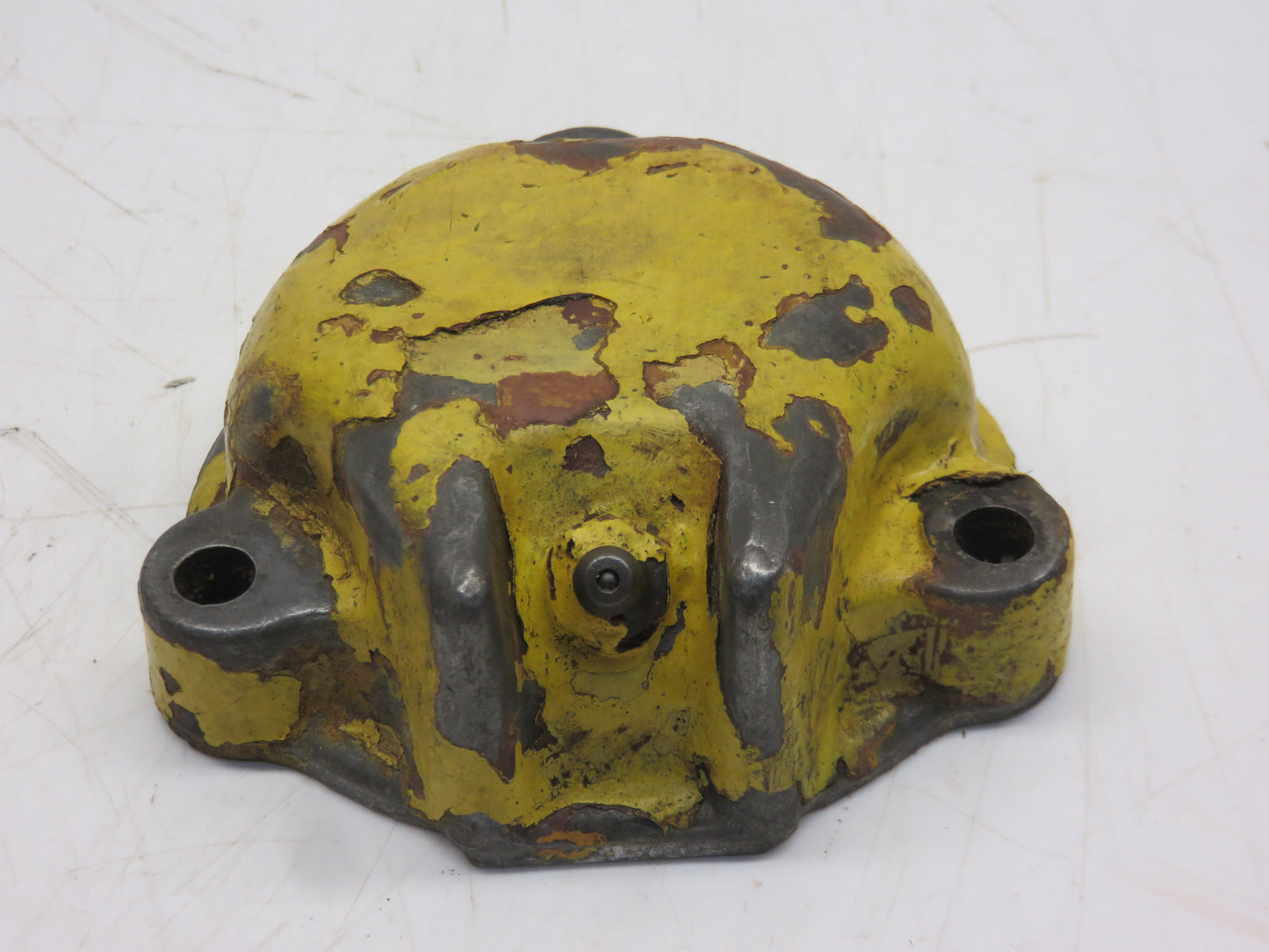 A1555R John Deere Front Hub Cap For 3010, 4010, 5010, 3020, 4000, 4020