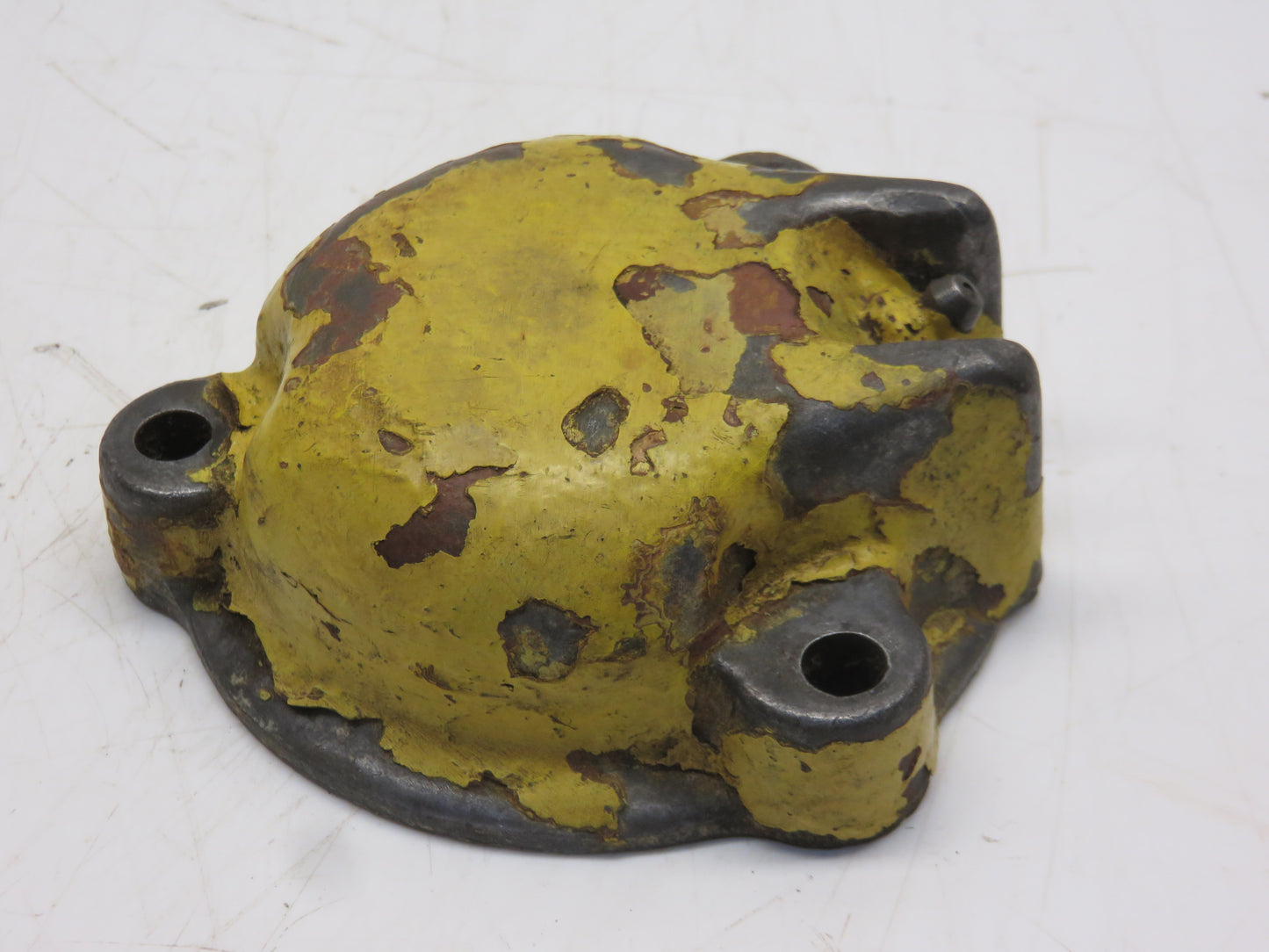 A1555R John Deere Front Hub Cap For 3010, 4010, 5010, 3020, 4000, 4020