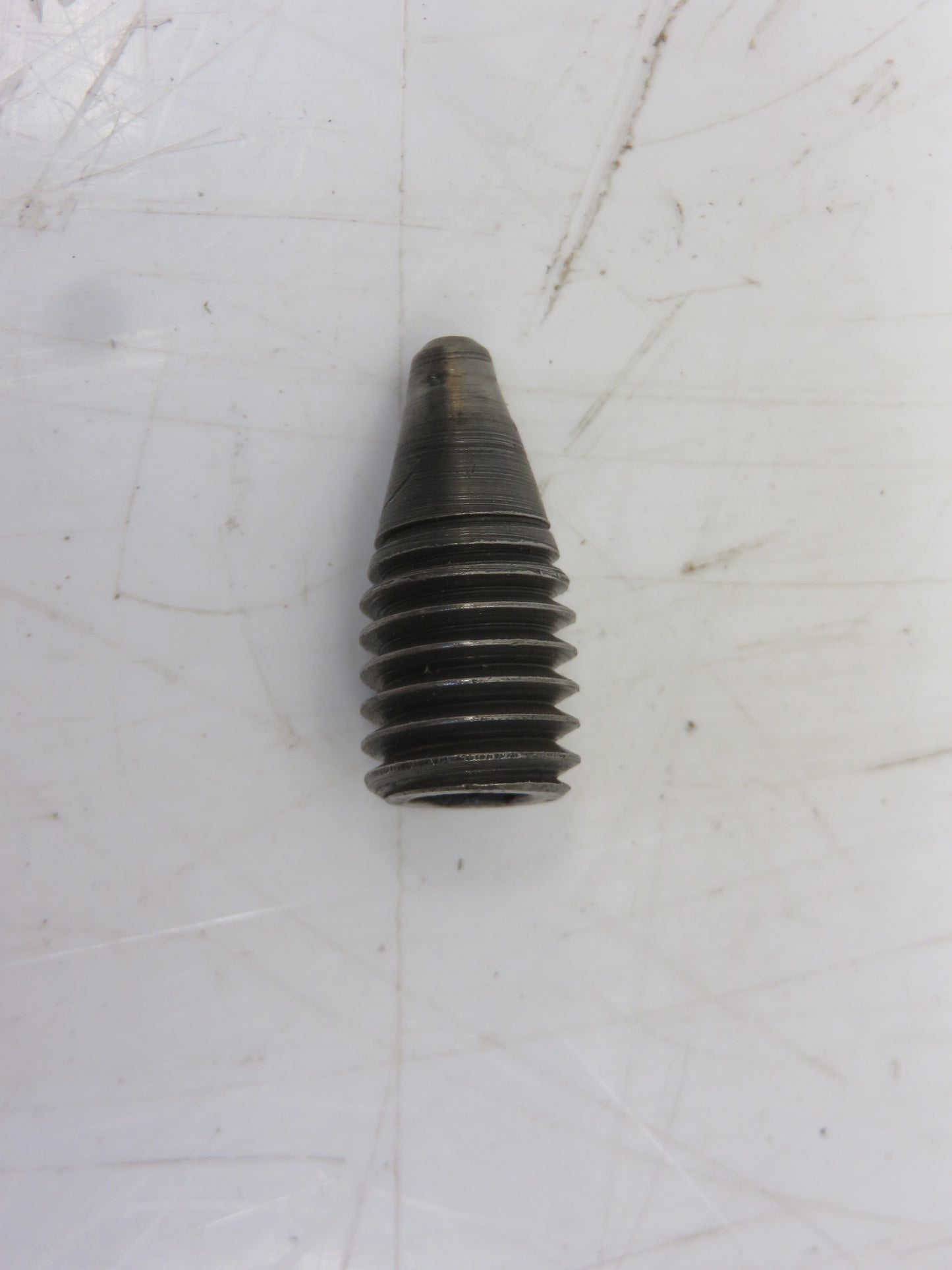 L4029T John Deere Reverse Idler Shaft Lock Screw For L, LA, LI