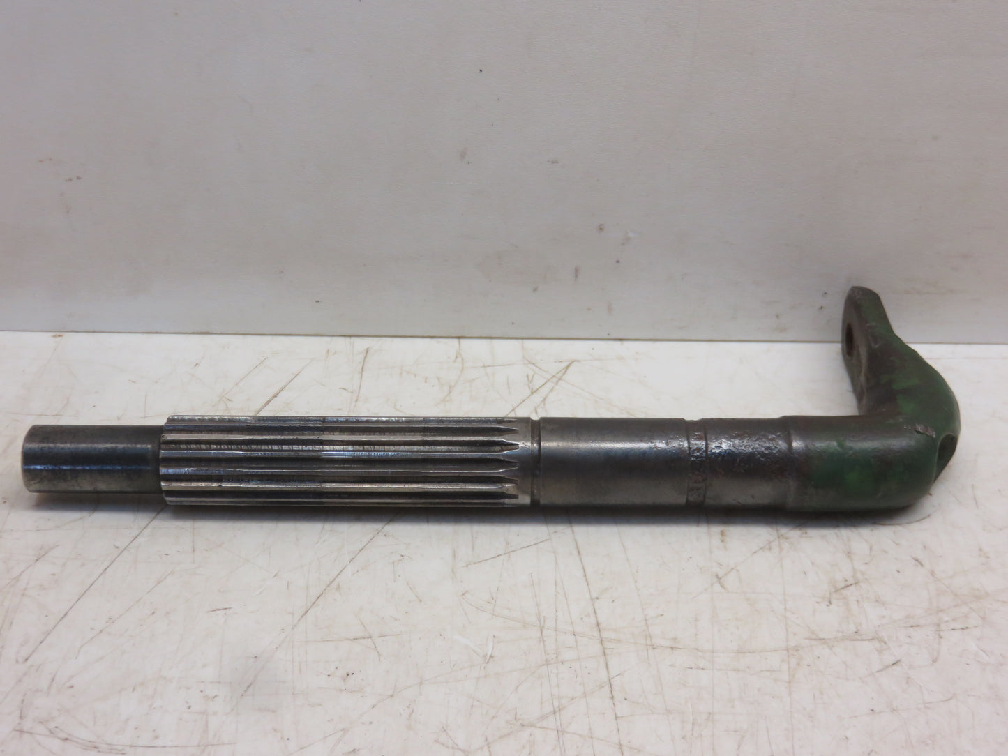 B3134R John Deere Clutch Fork Shaft For 50